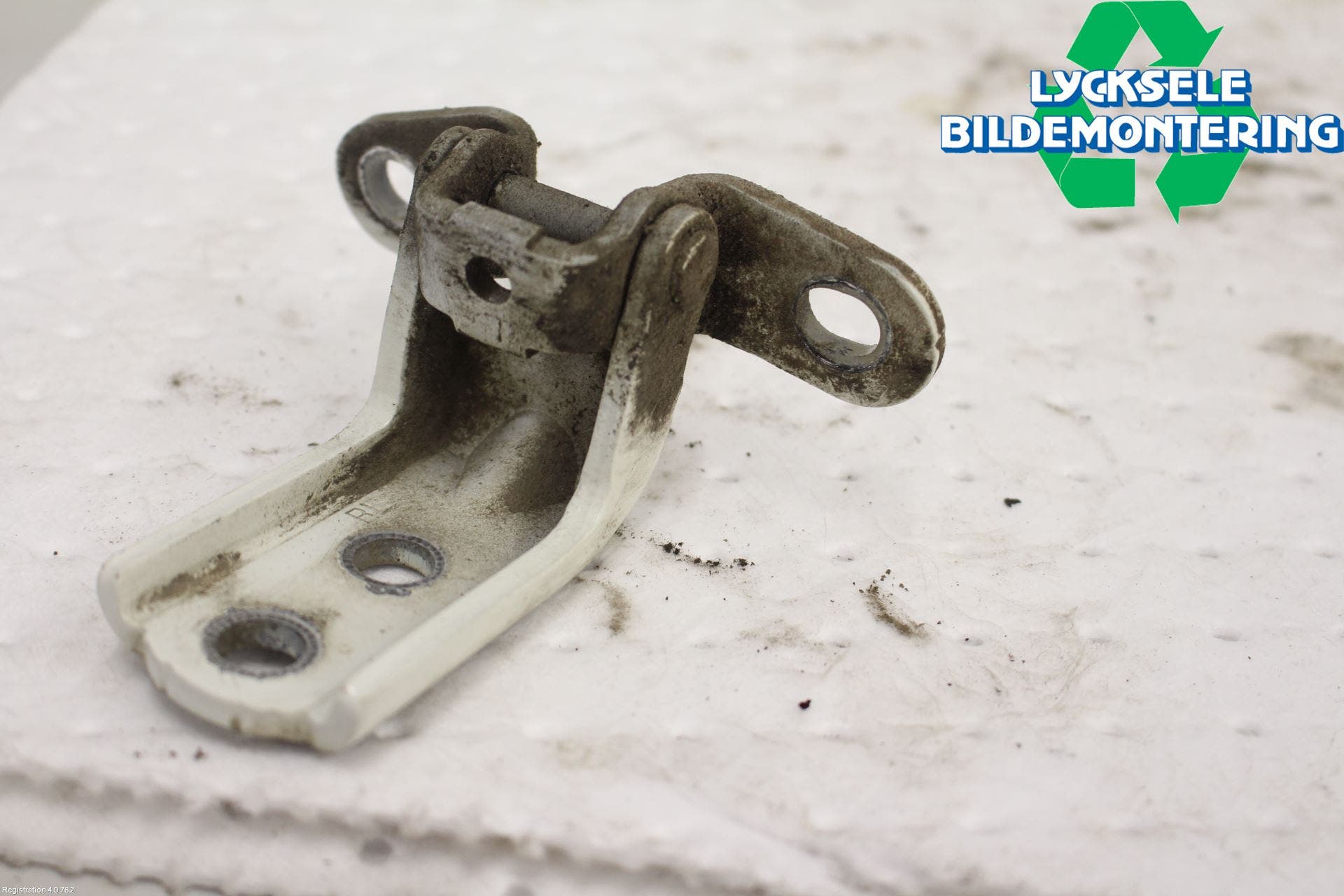 Hyundai SANTA FE 06-12 Dörrgångjärn