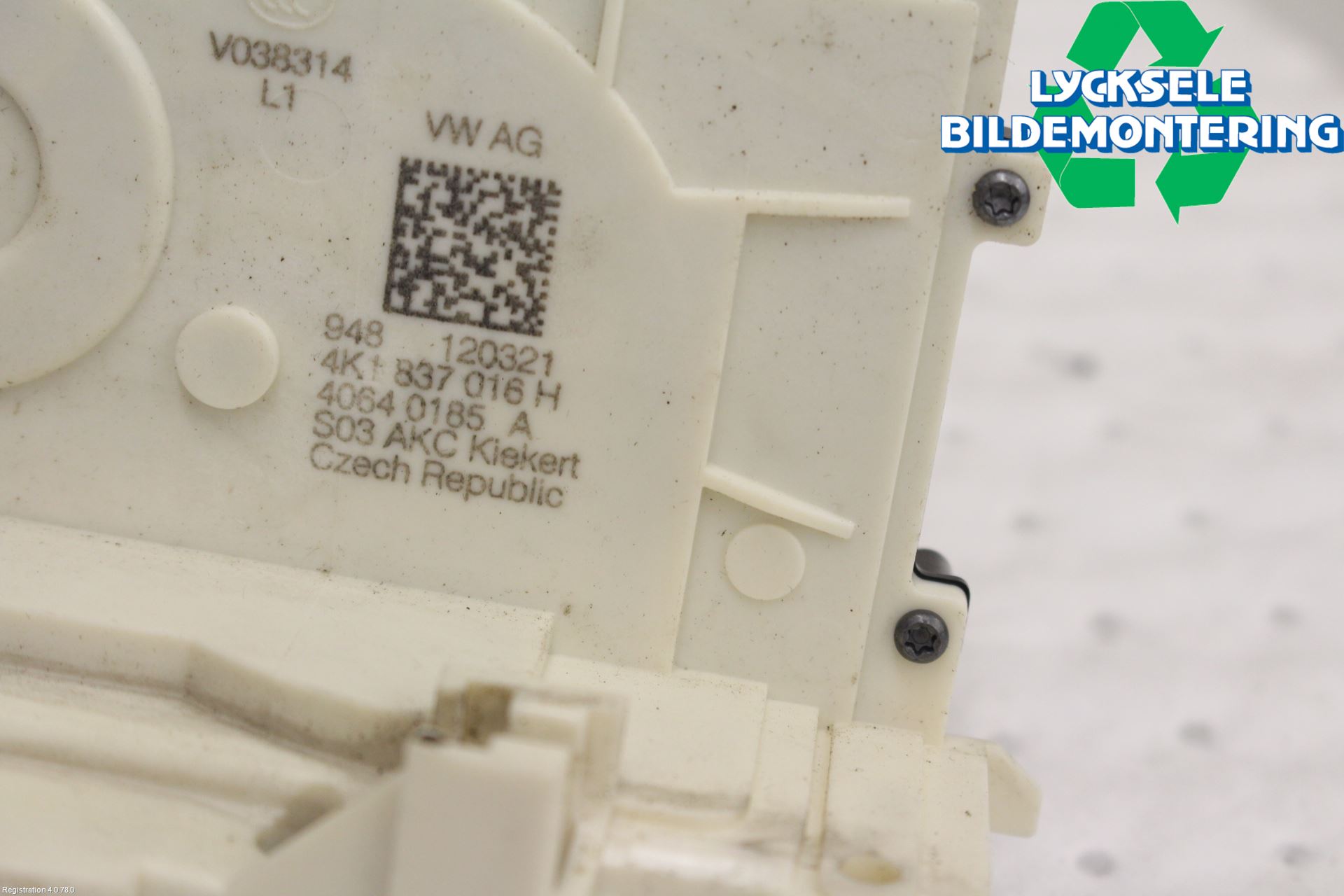 Audi A6 F2/C8 19- Låskista-Dörrlås