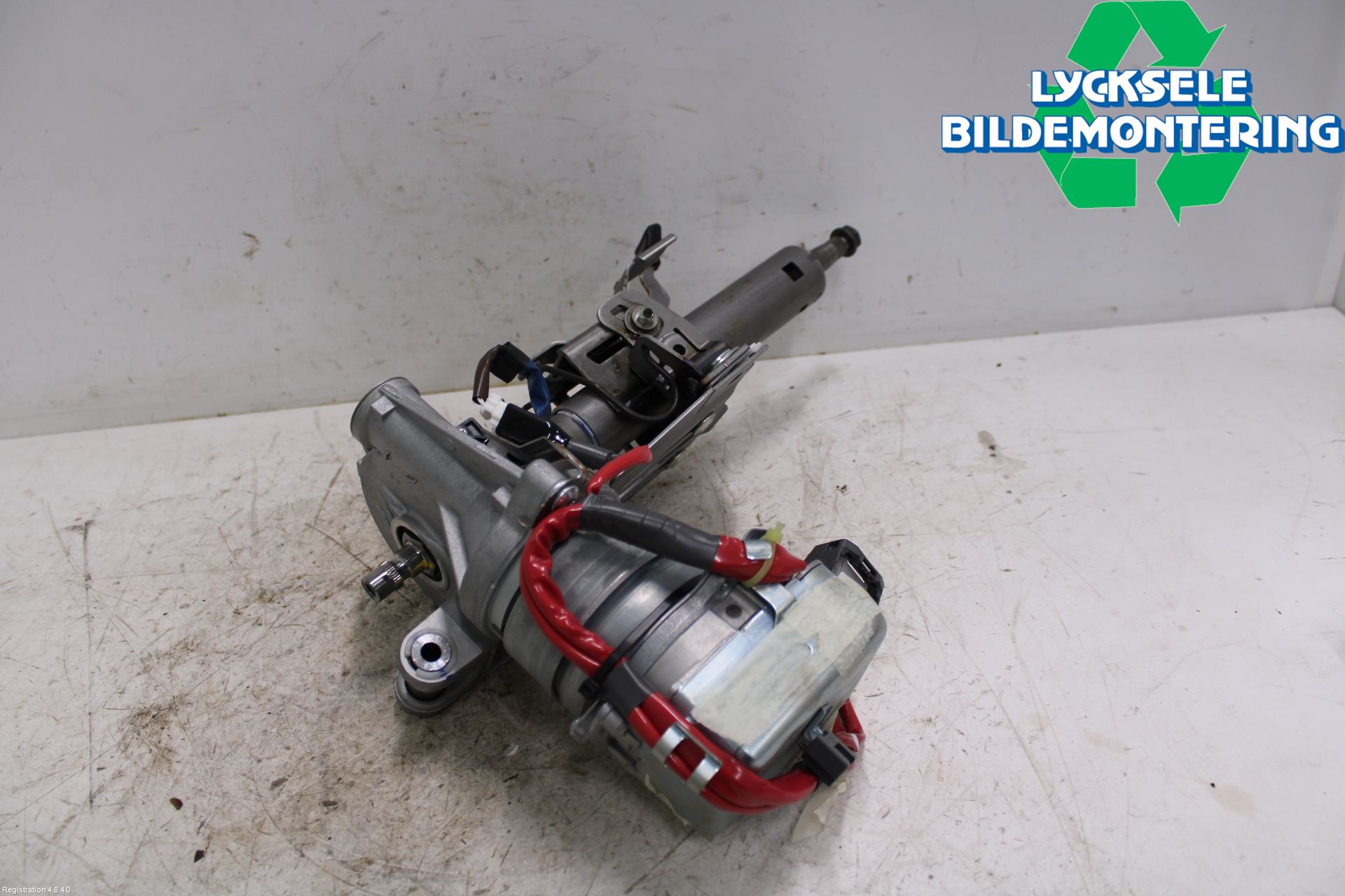 Toyota AURIS 13-19 Rattaxelagg Med Inb Servo