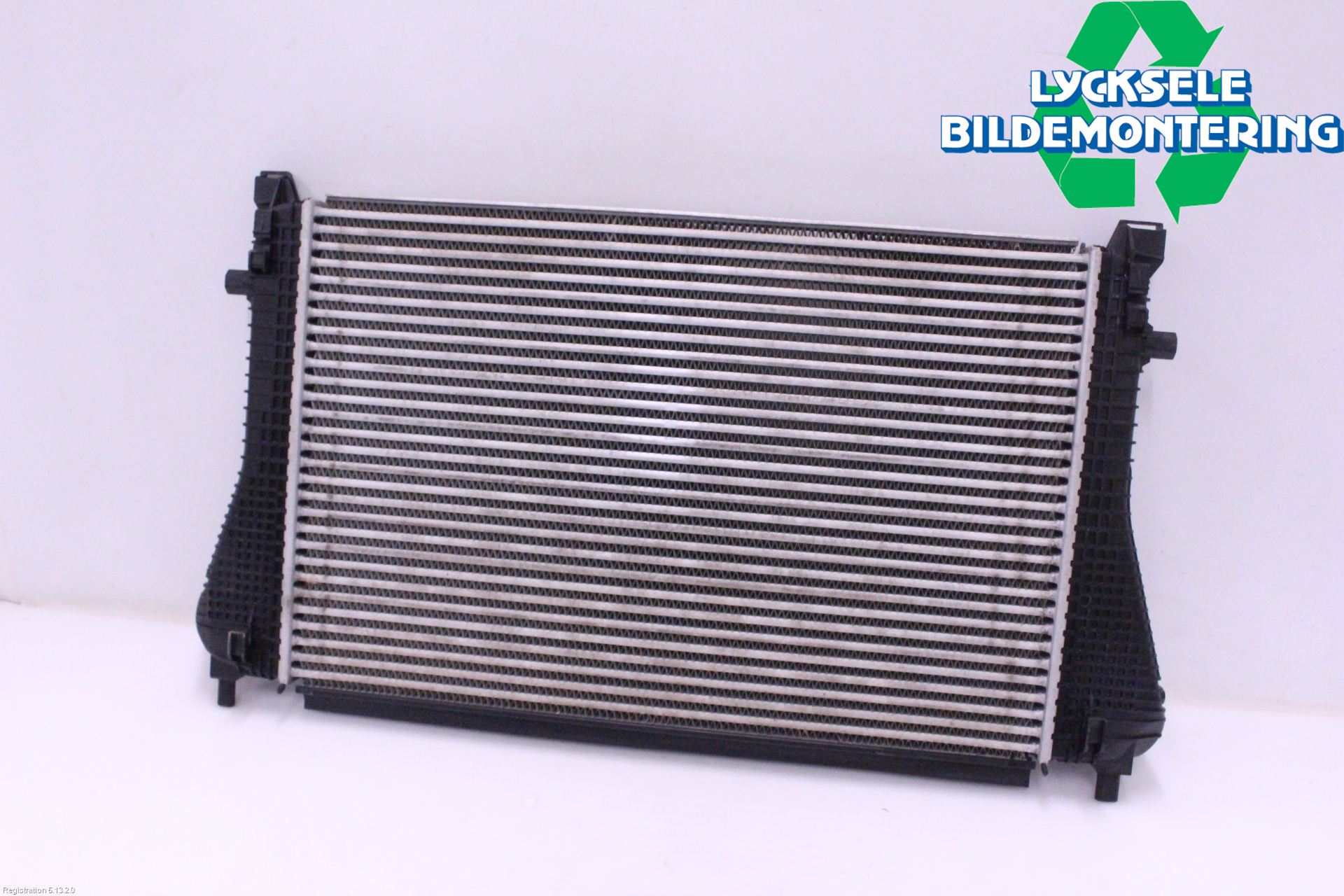 Volkswagen VW TIGUAN 16-24 Laddluft-Intercooler Kyl
