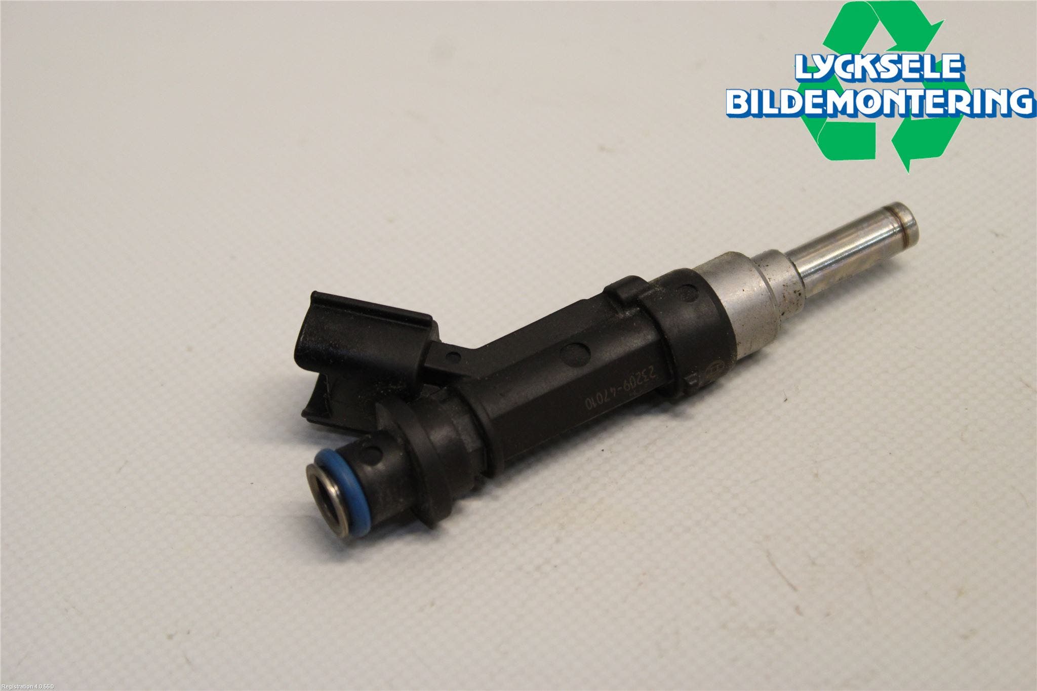 Toyota YARIS XP130 12-14 Injspridare