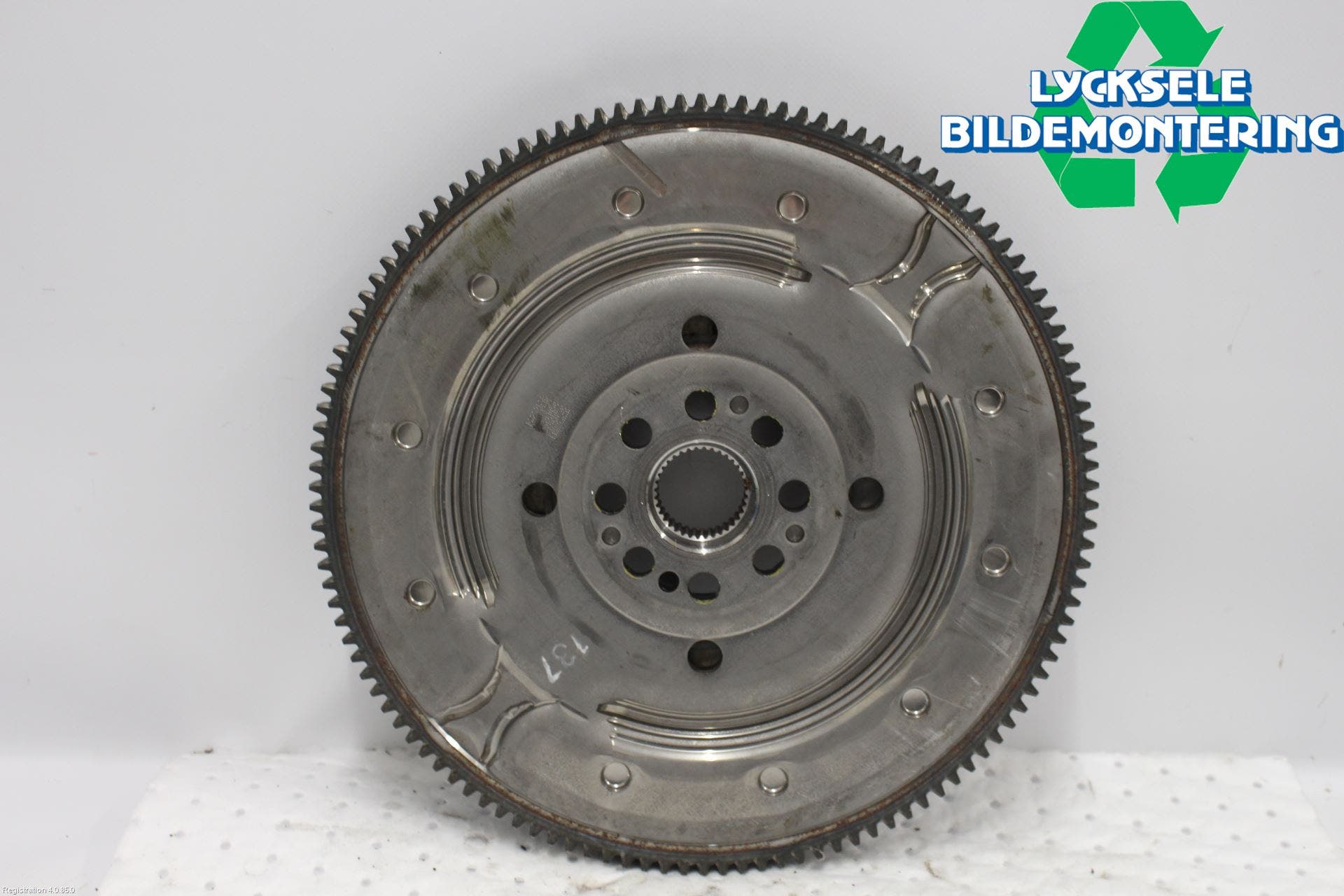 BMW 5 G30/G31/F90 17-23 Svänghjul Aut