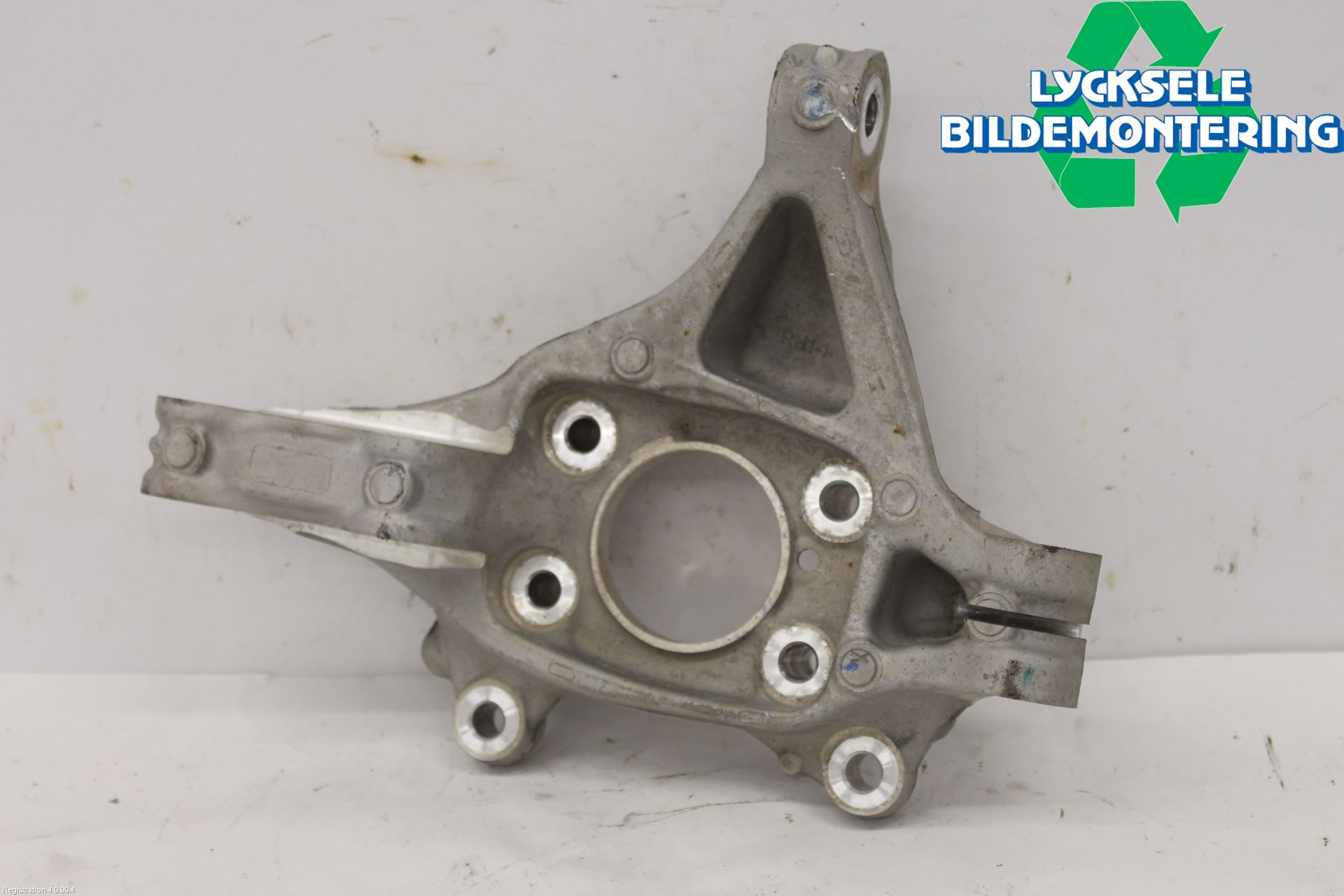 Ford MUSTANG Mach-E 21- Styrspindel Lagerhus Hö