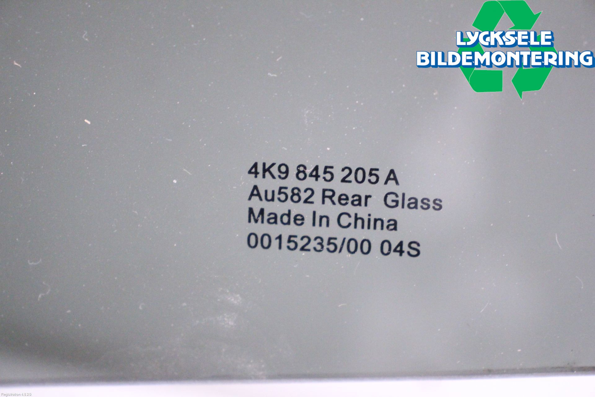 Audi A6 F2/C8 19- Dörruta Bak Vänster