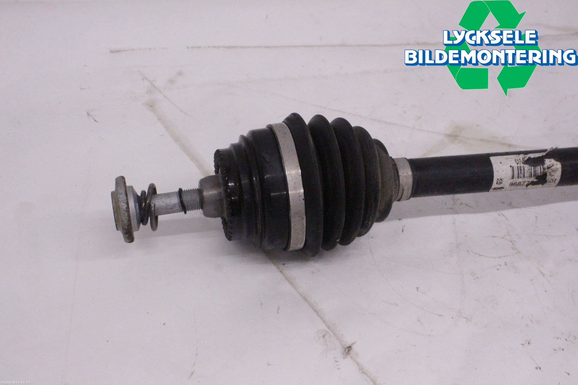 BMW X3 G01 18- Drivaxel Fram Vänster