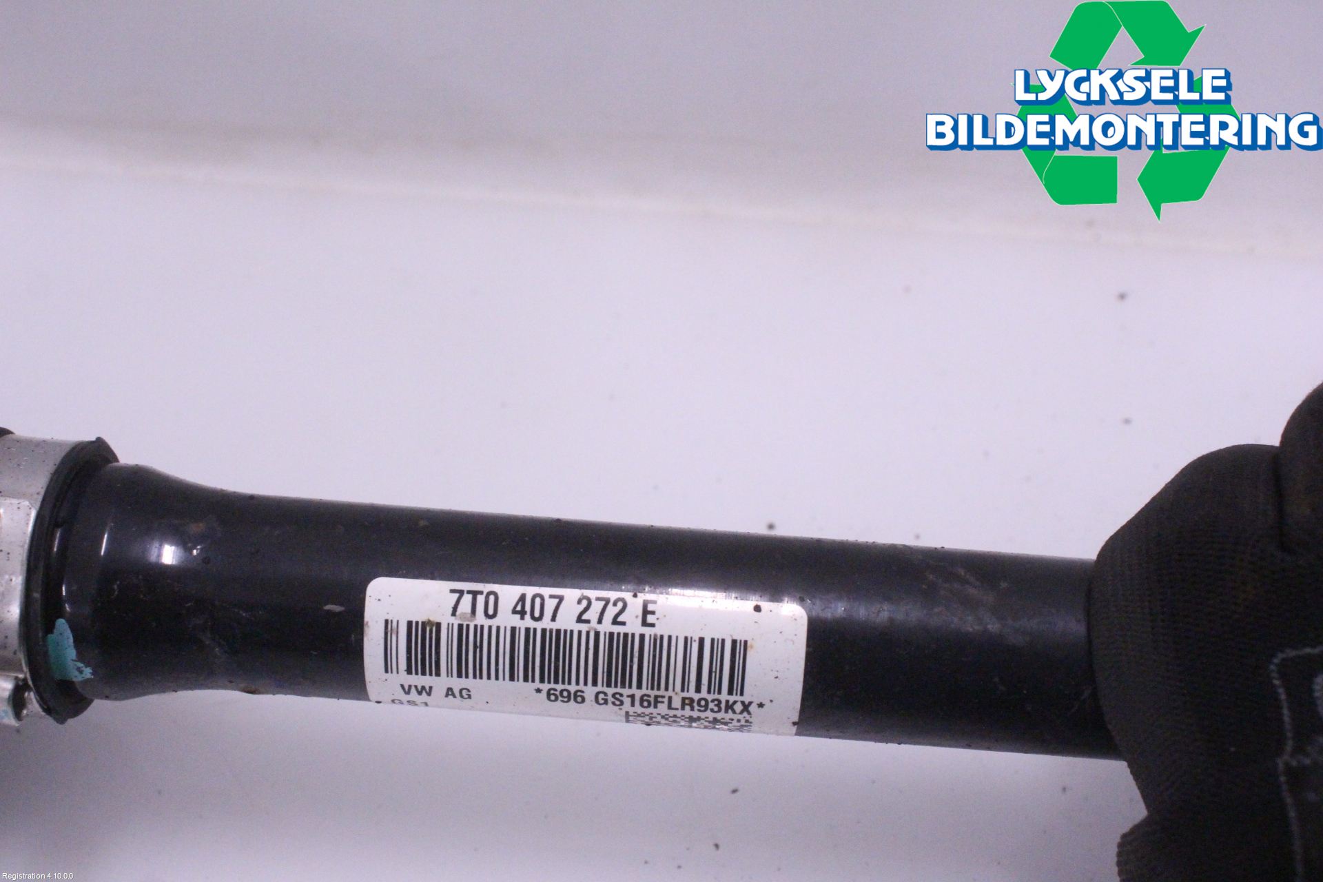 Volkswagen VW TRANSP/CARAVELLE (T7) 22-24 Drivaxel Fram Höger