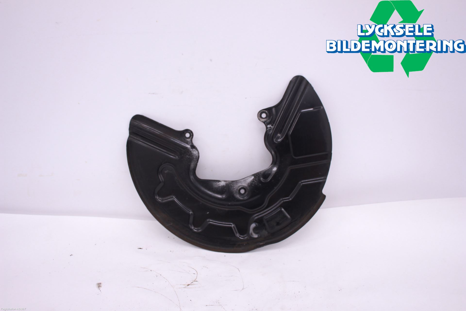 Volkswagen VW ID.4 21- Bromssköld Fram