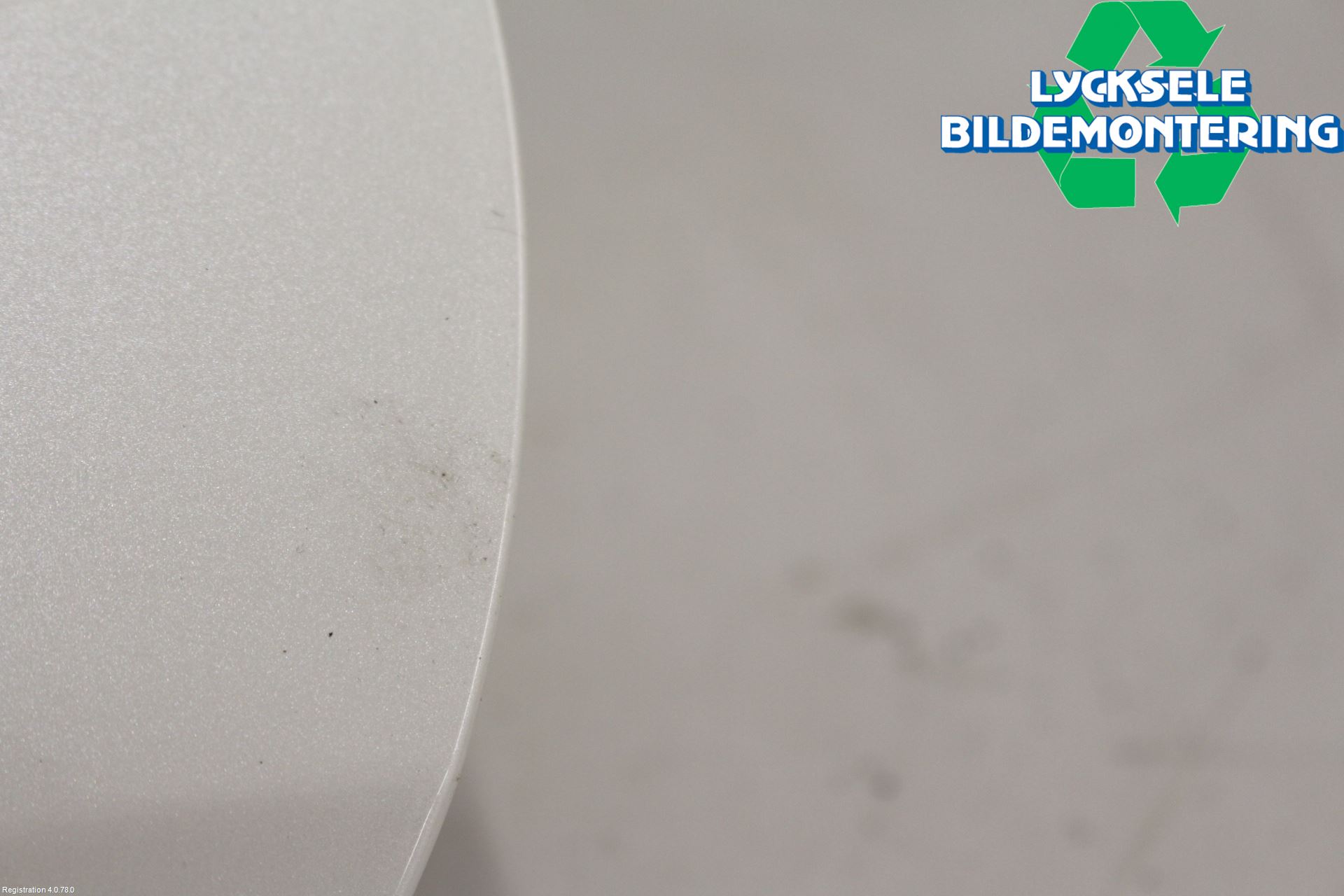 Nissan X-TRAIL 14-21 Tanklucka