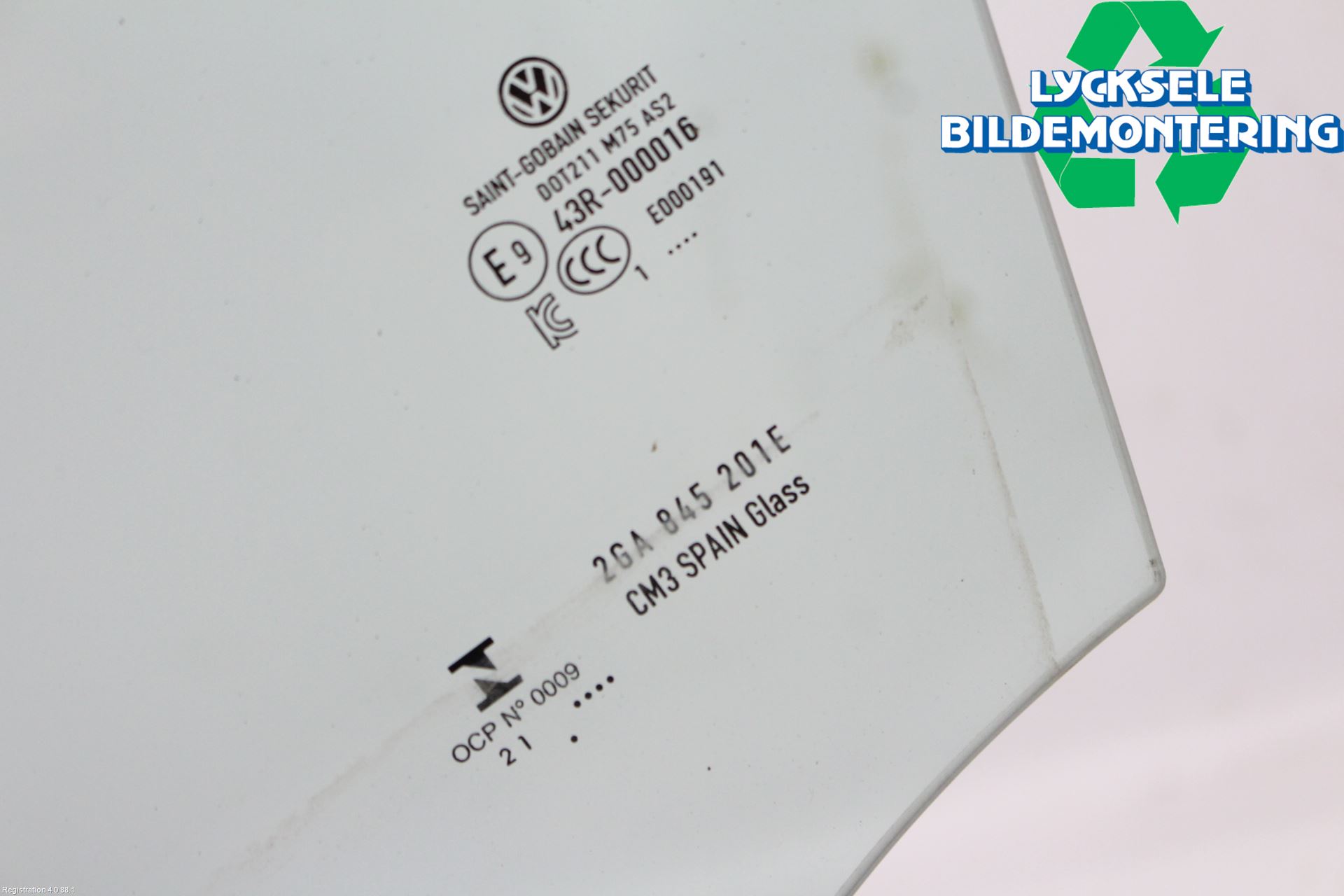 Volkswagen VW T-ROC 18- Dörruta Fram Vänster