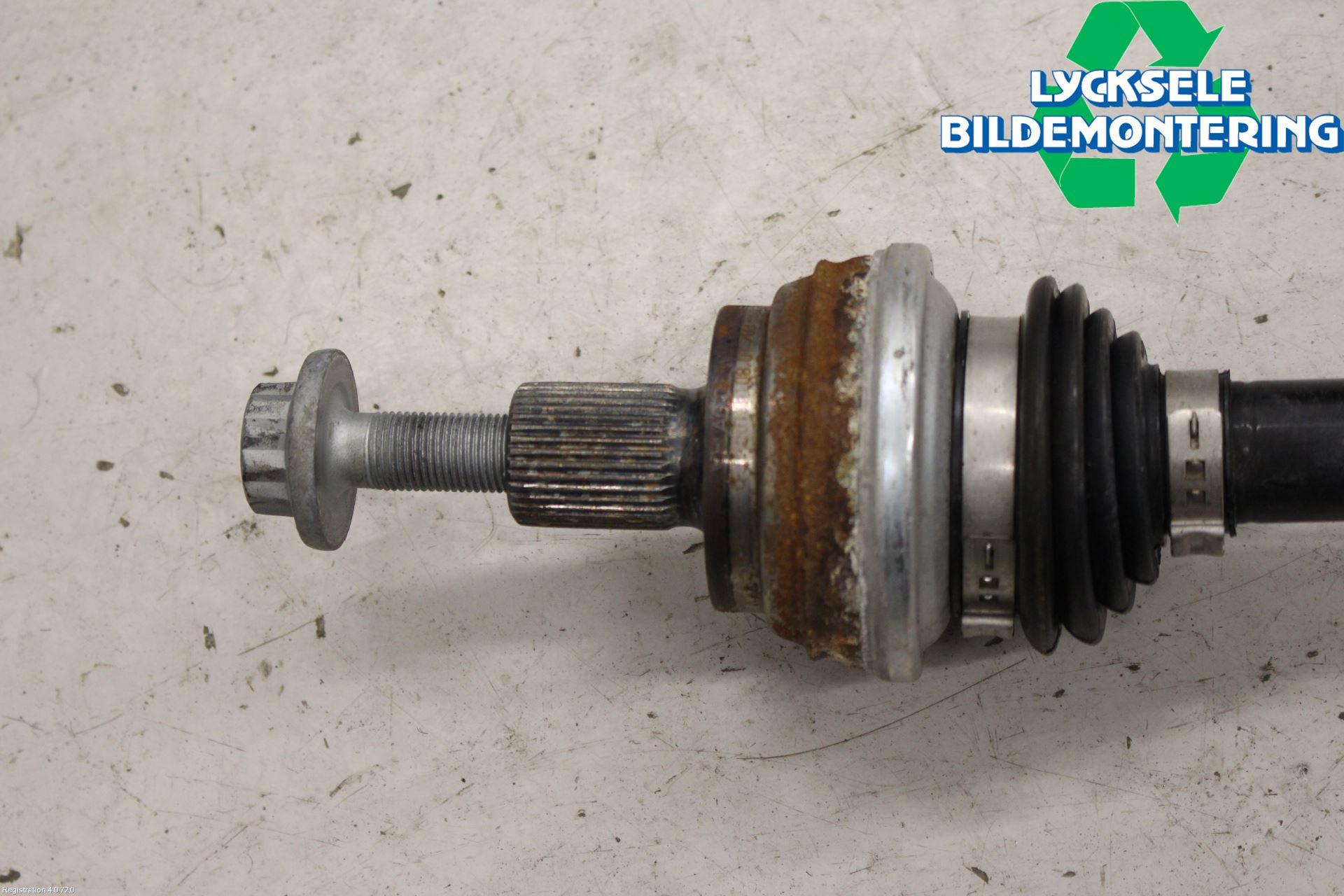 Seat TARRACO 19- Drivaxel Bak Vänster