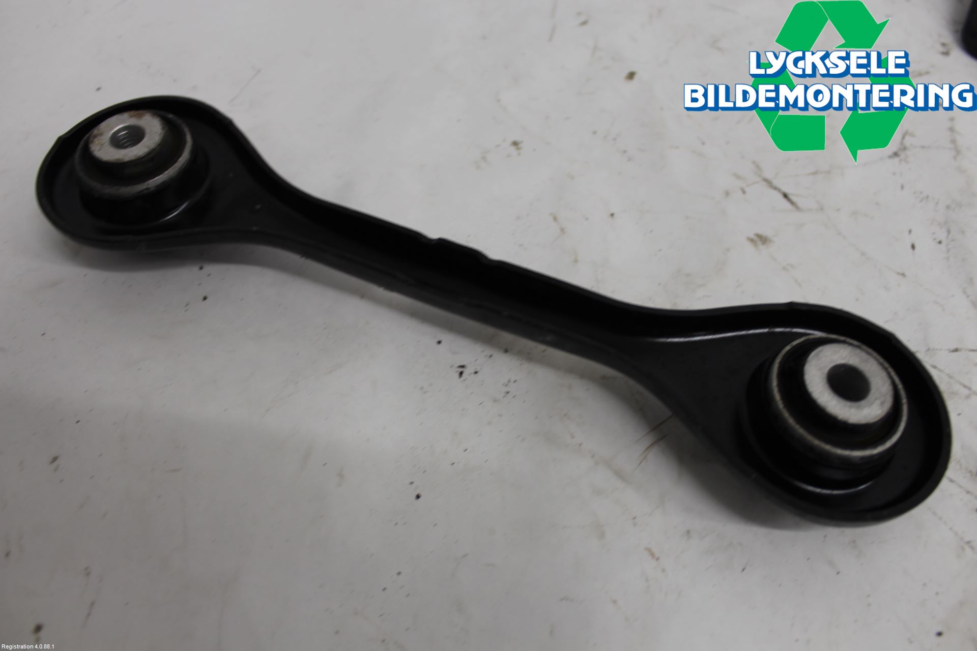 Ford FOCUS 19- Bärarm Bak Vänster