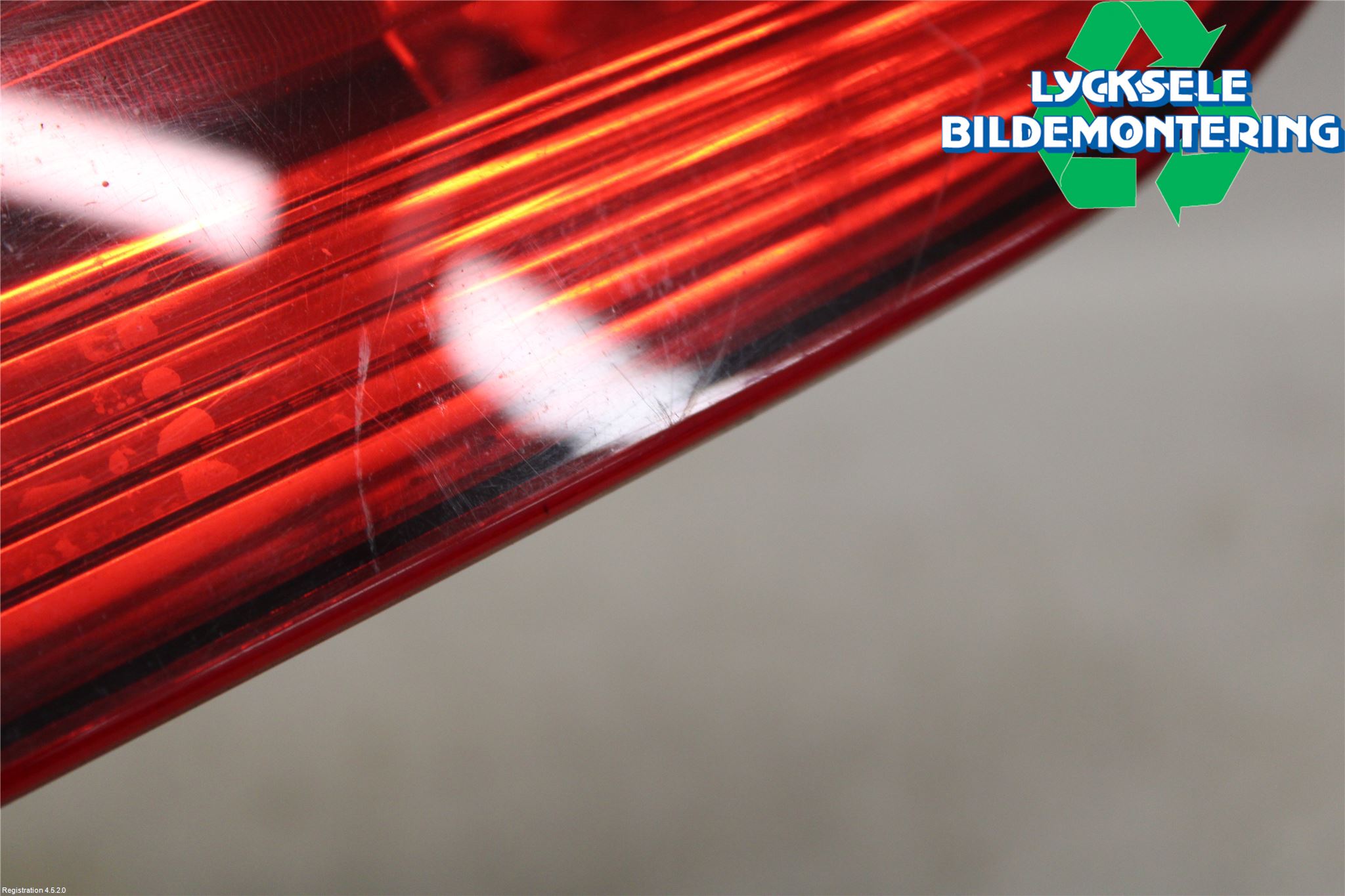 BMW X1 E84 10-15 Bakljus Lucka Vä