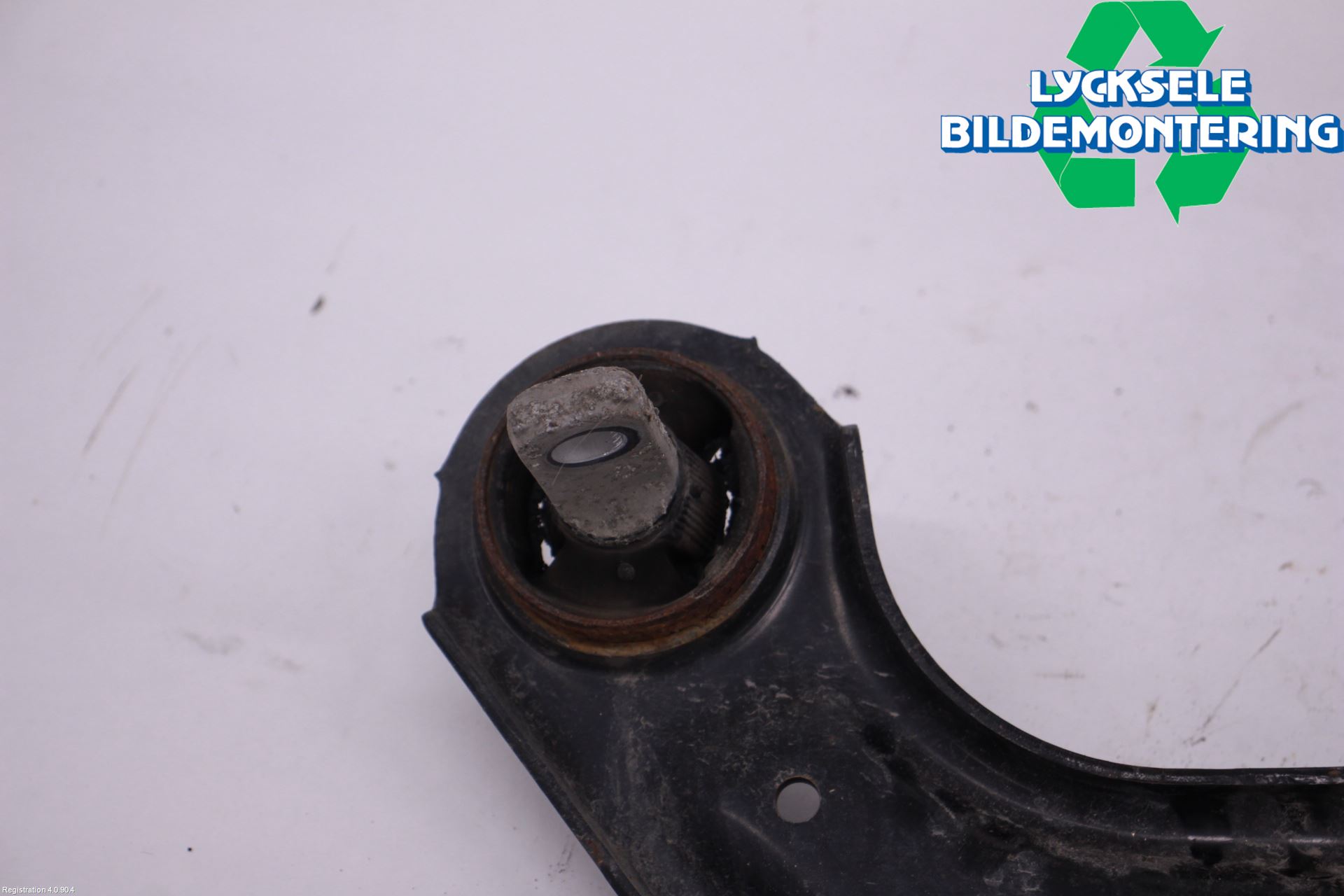 Toyota RAV4 19- Bärarm Bak Höger