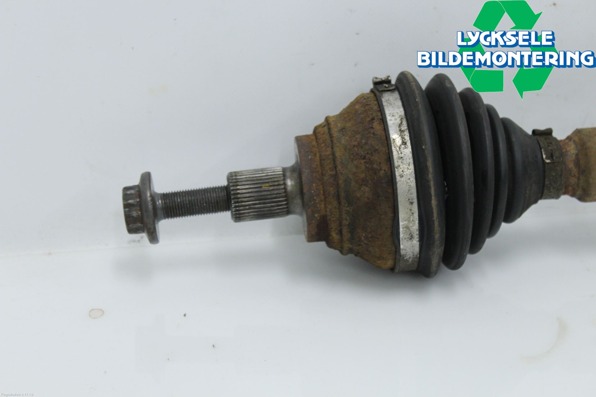 Volkswagen VW GOLF VI 09-13 Drivaxel Fram Höger