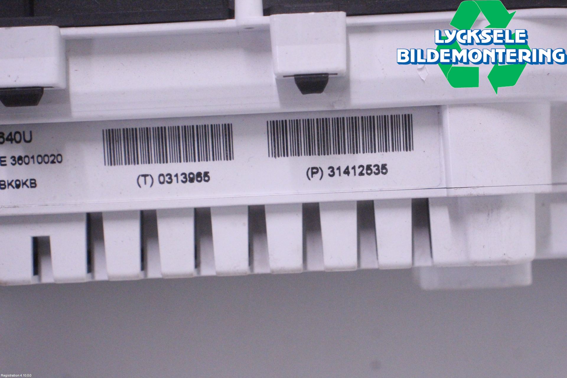 Volvo XC70 14-16 Instrument Komb