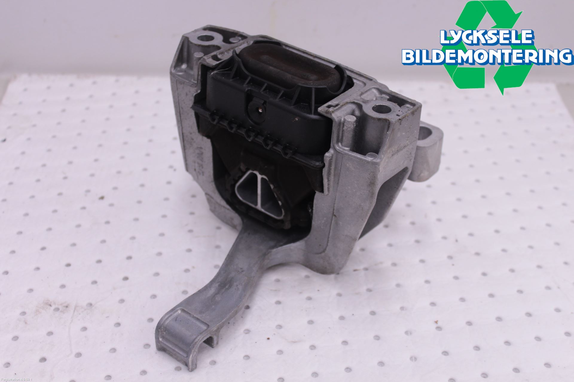 Volkswagen VW TIGUAN 16-24 Motorkudde