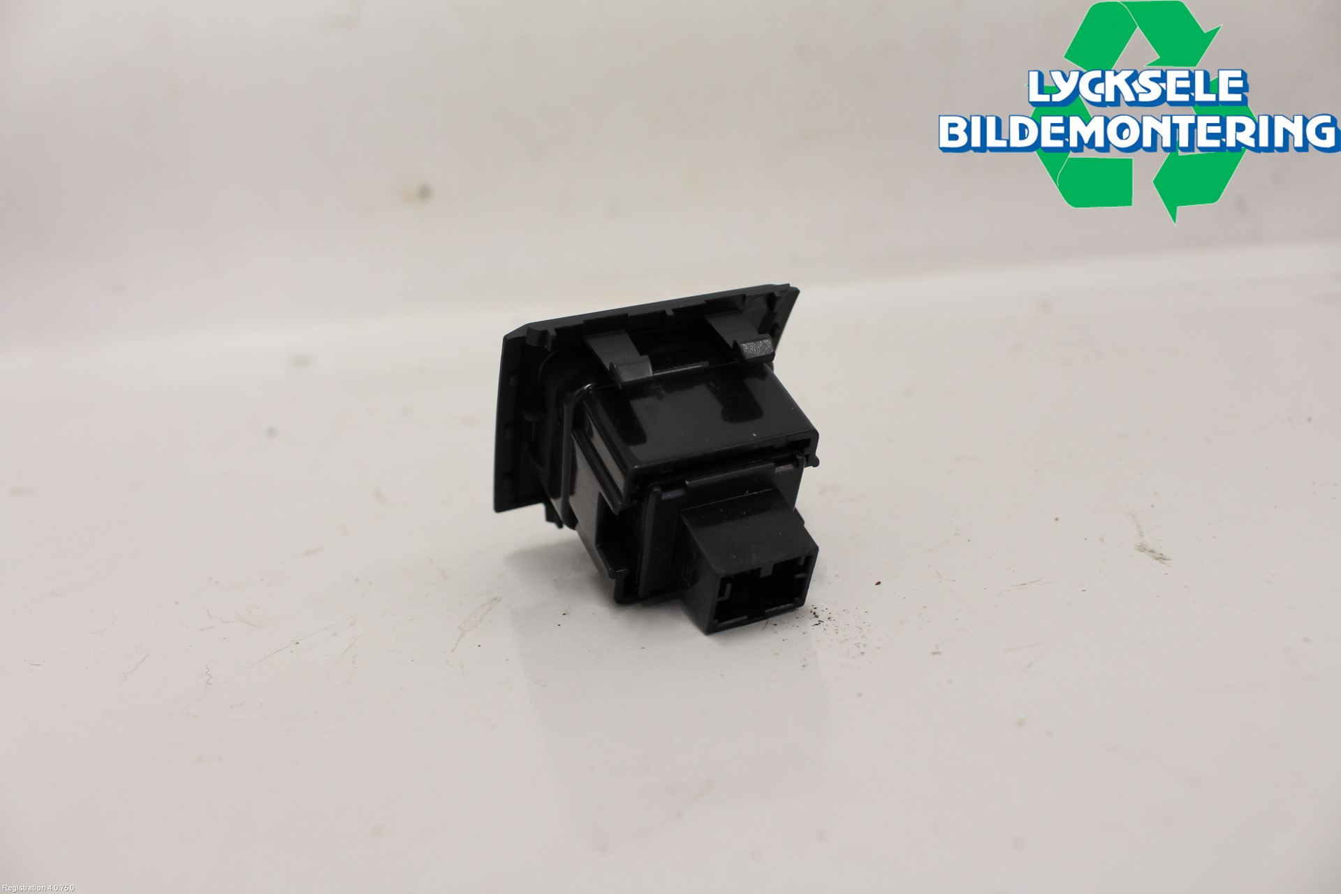 Audi A5 17- Strömställare Varnings