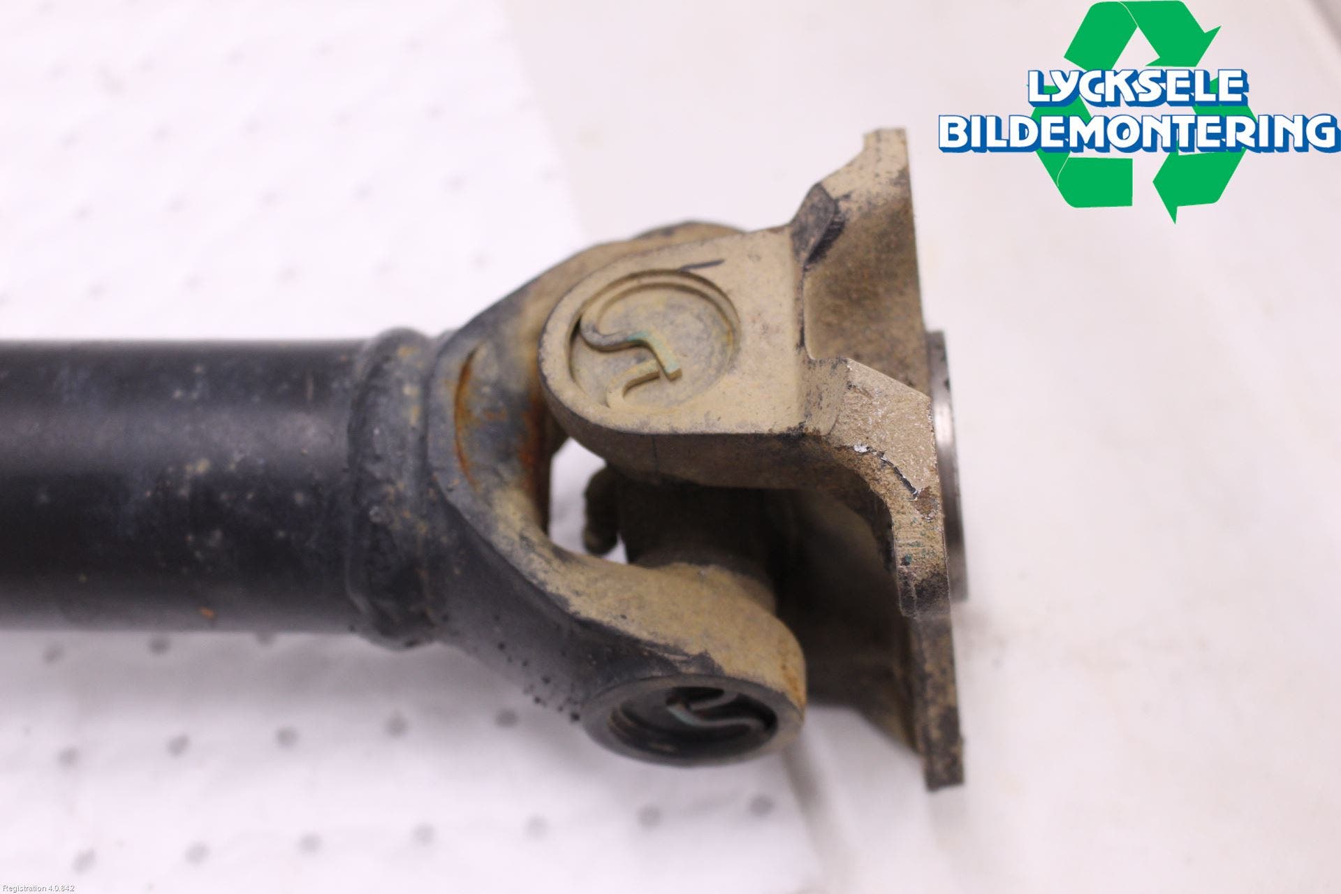 Toyota HILUX 16- Mellanaxel Främre 4Wd