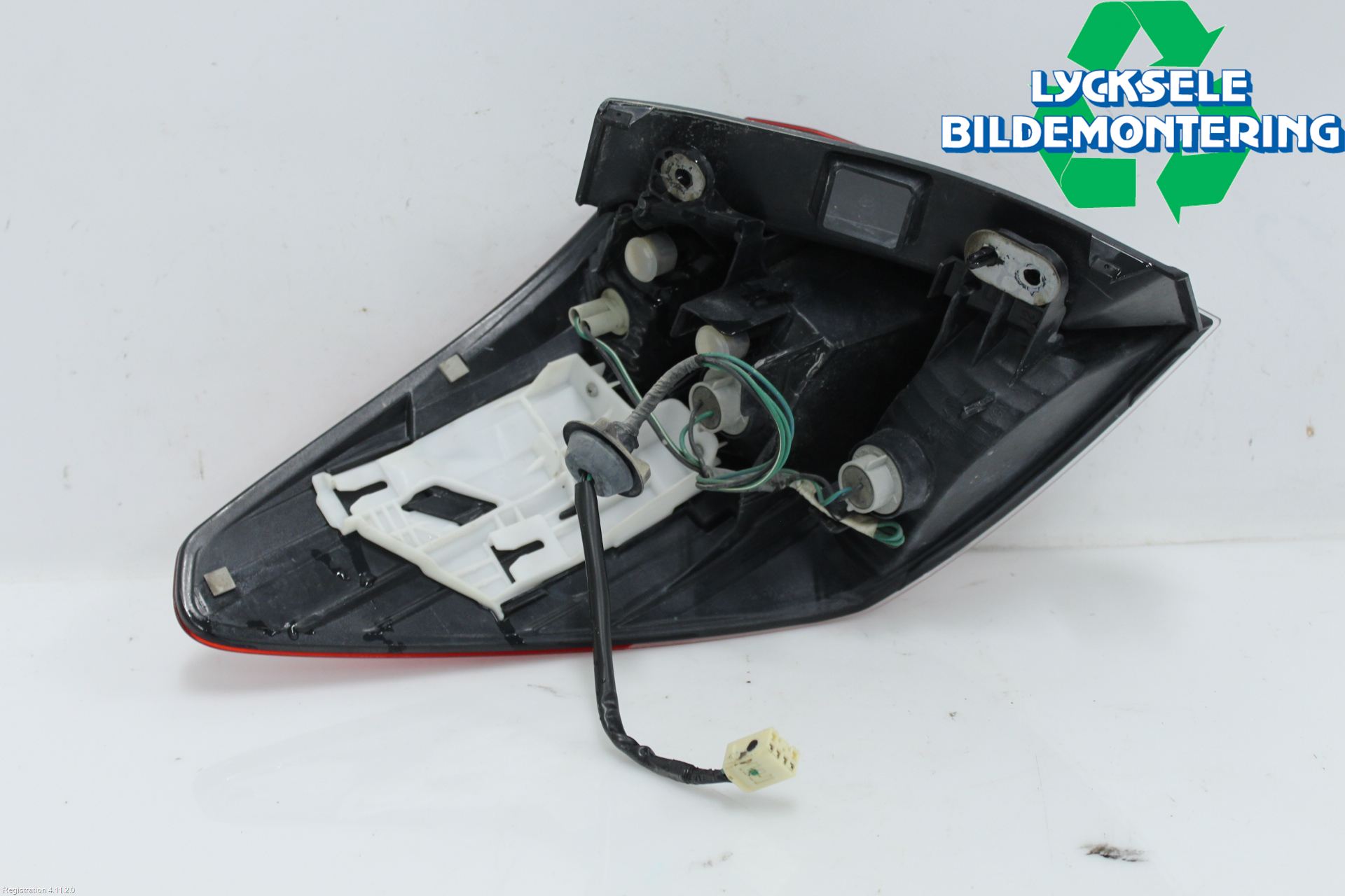 Subaru LEGACY 10-14 Bakljus Höger