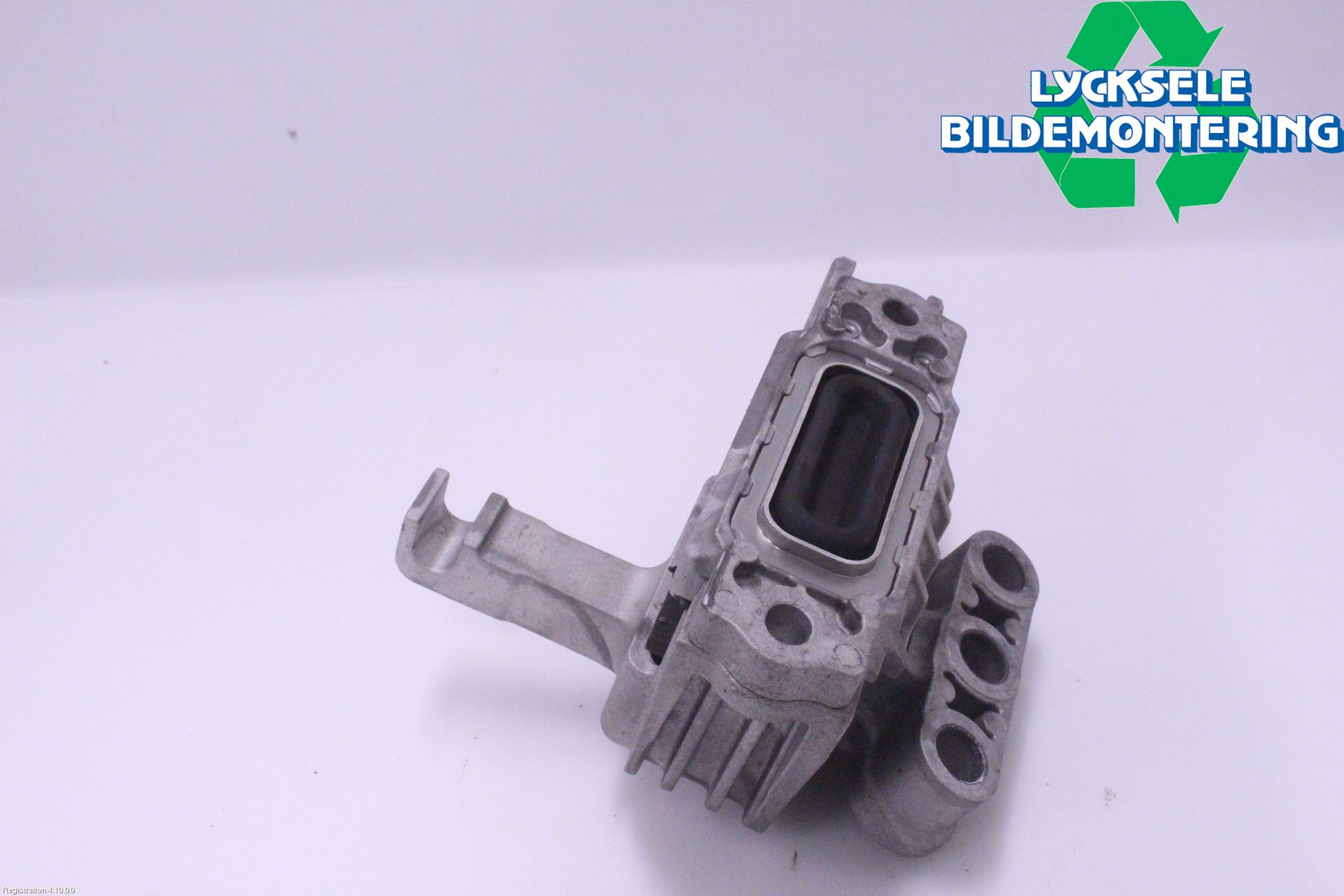 MG 3 HYBRID+ 25- Motorfäste