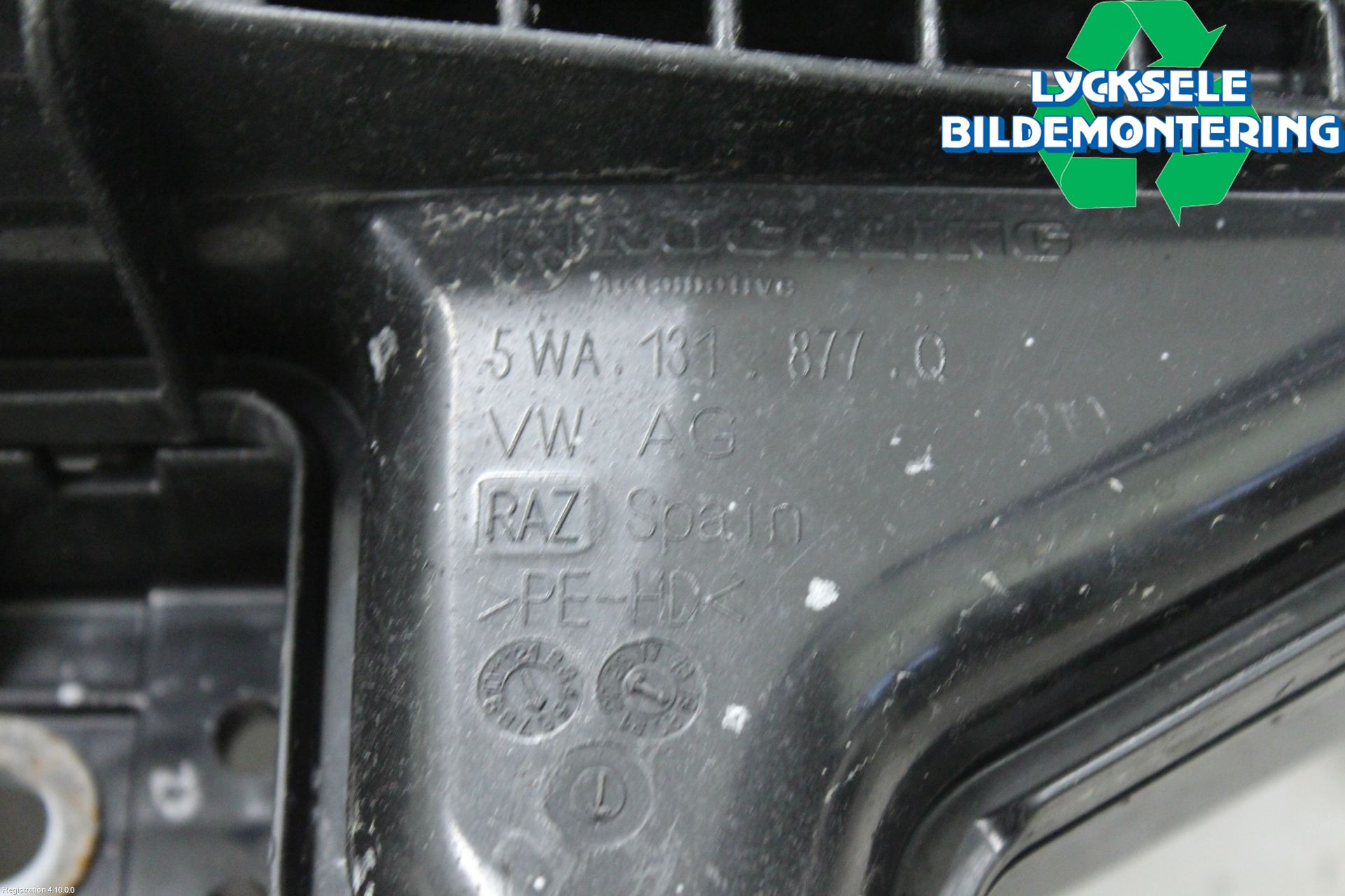 Volkswagen VW T-ROC 18- Adblue Tank