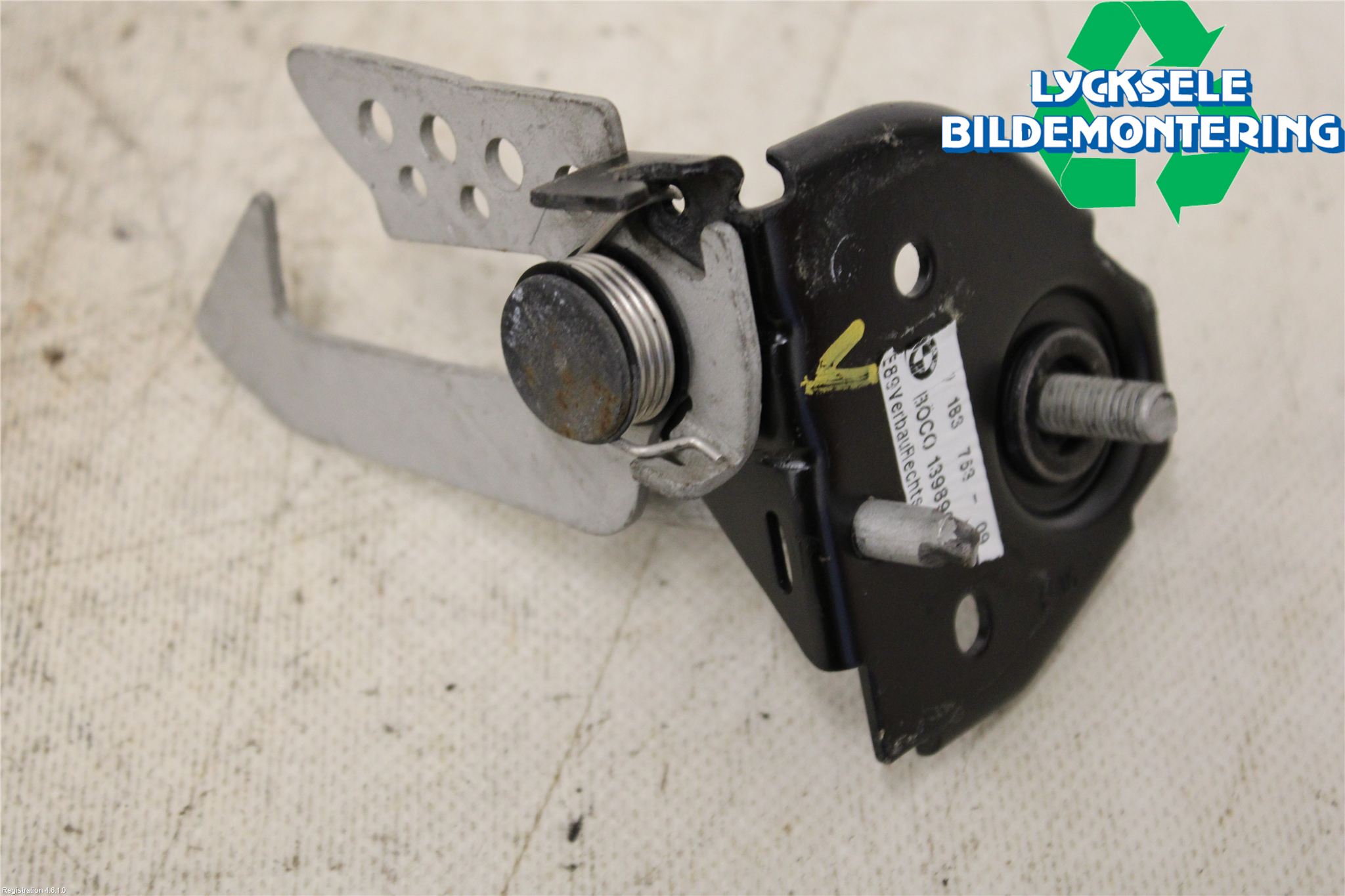 BMW 5 F10/F11/F18 09-17 Huv Spärr