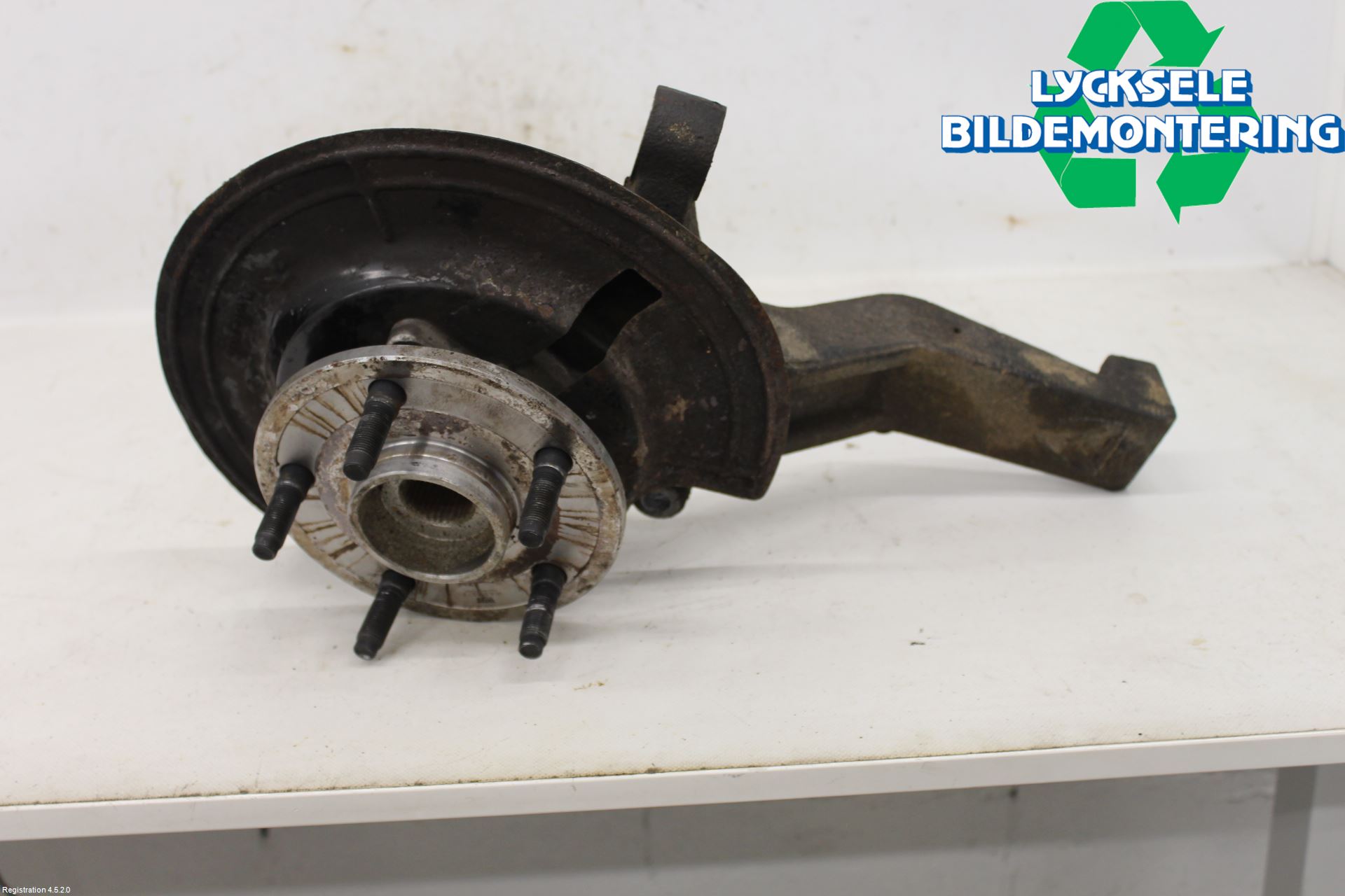 Dodge PICK UP RAM 81- Styrspindel Lagerhus Vä