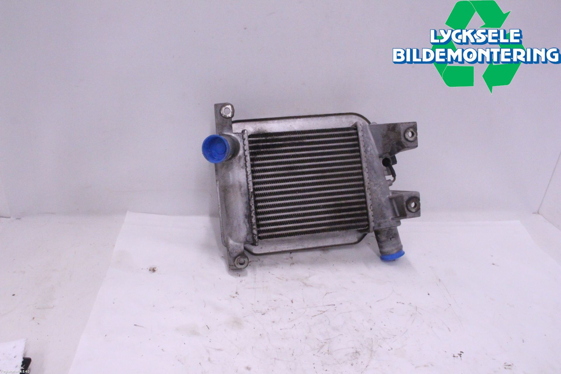 Nissan NAVARA 98-05 Laddluft-Intercooler Kyl