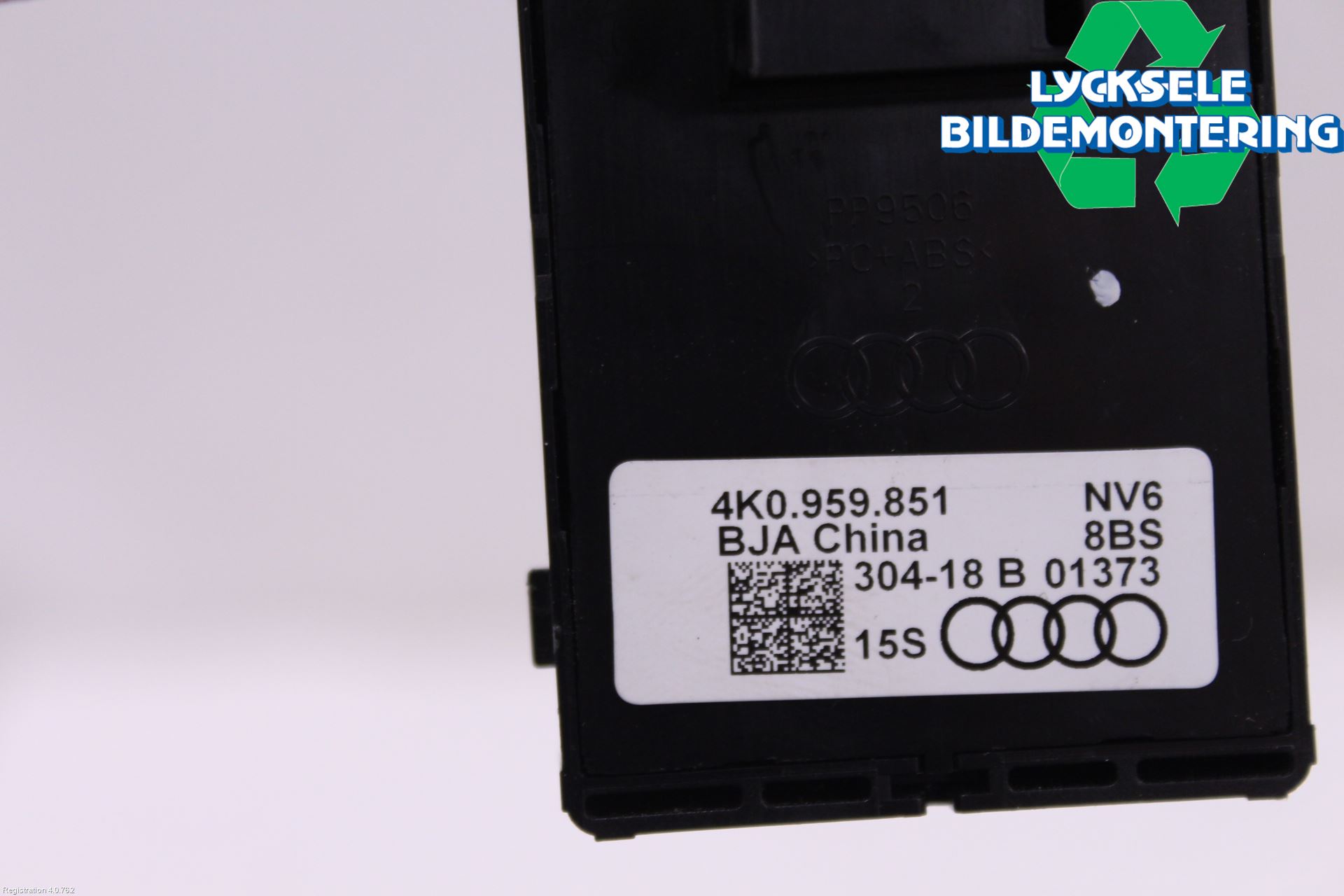 Audi A6 F2/C8 19- Strömställare Elhiss