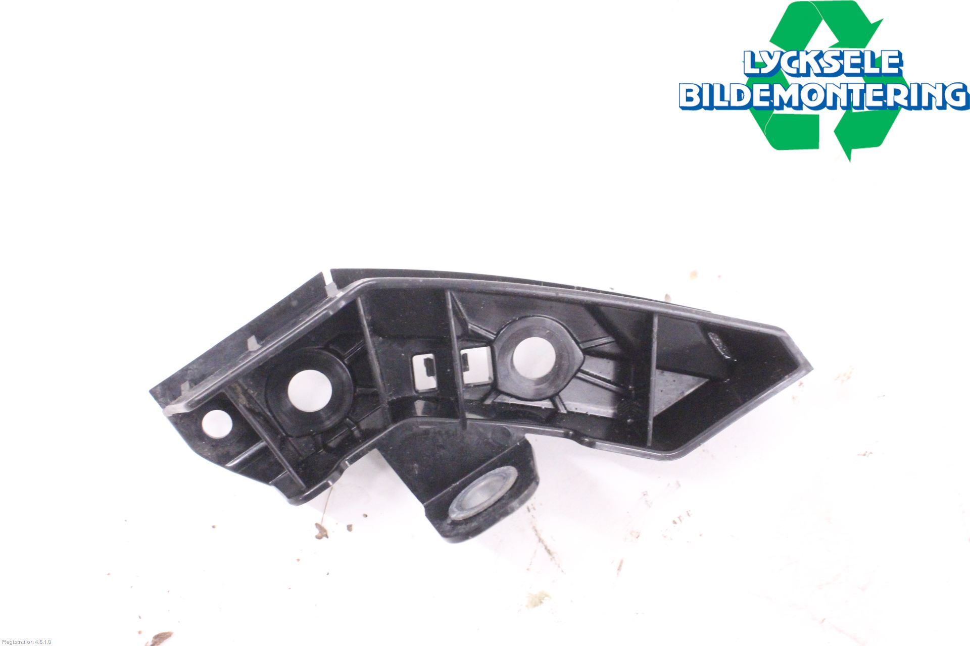 Cupra BORN 22- Stötfångarfäste Fram Hö