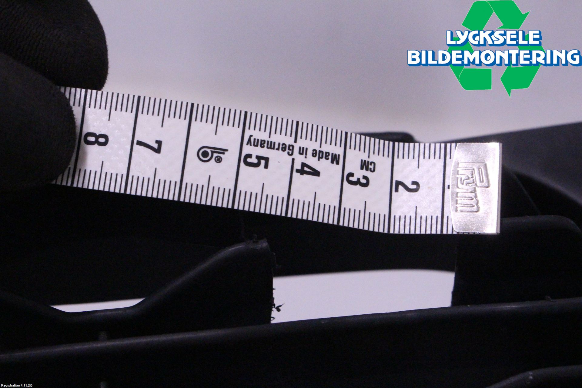 Dacia DUSTER 18-24 Grill-Galler