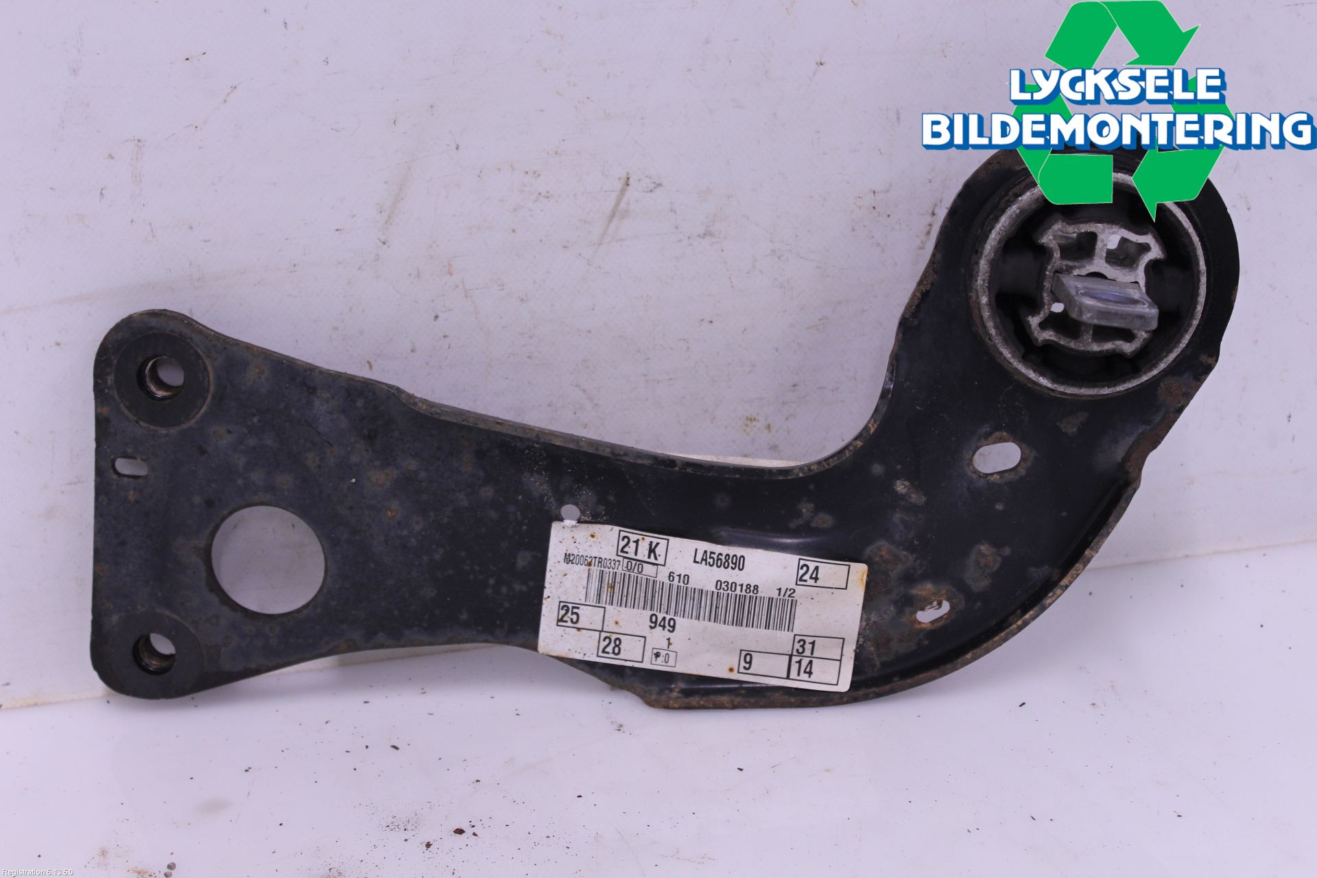 Ford FOCUS 19- Bärarm Bak Höger