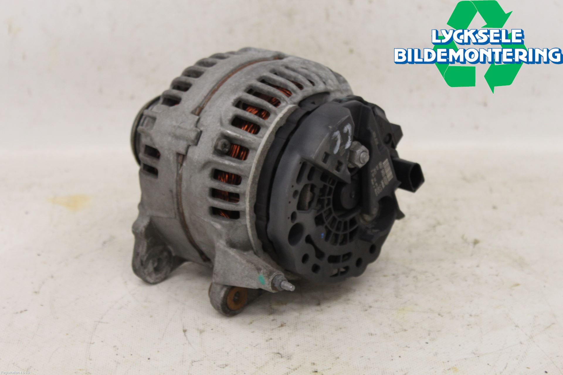 Volkswagen VW GOLF VI 09-13 Generator