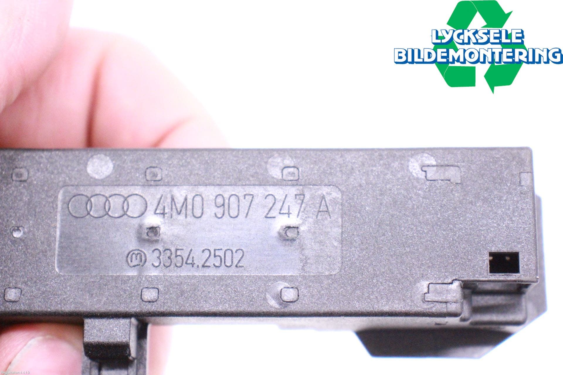 Audi A4/S4 B9 20- Antenn