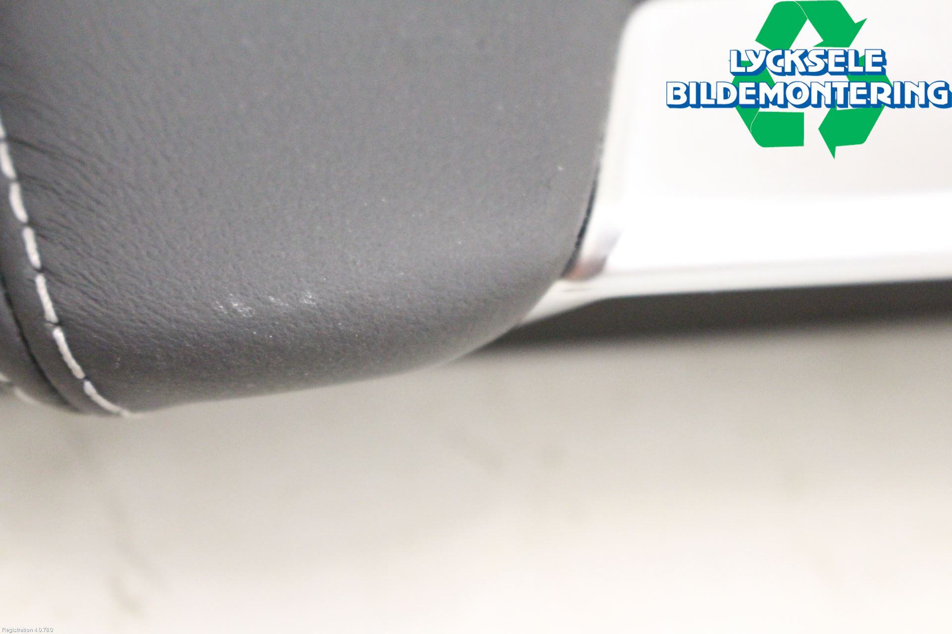 Audi A6 F2/C8 19- Inredning Armstöd