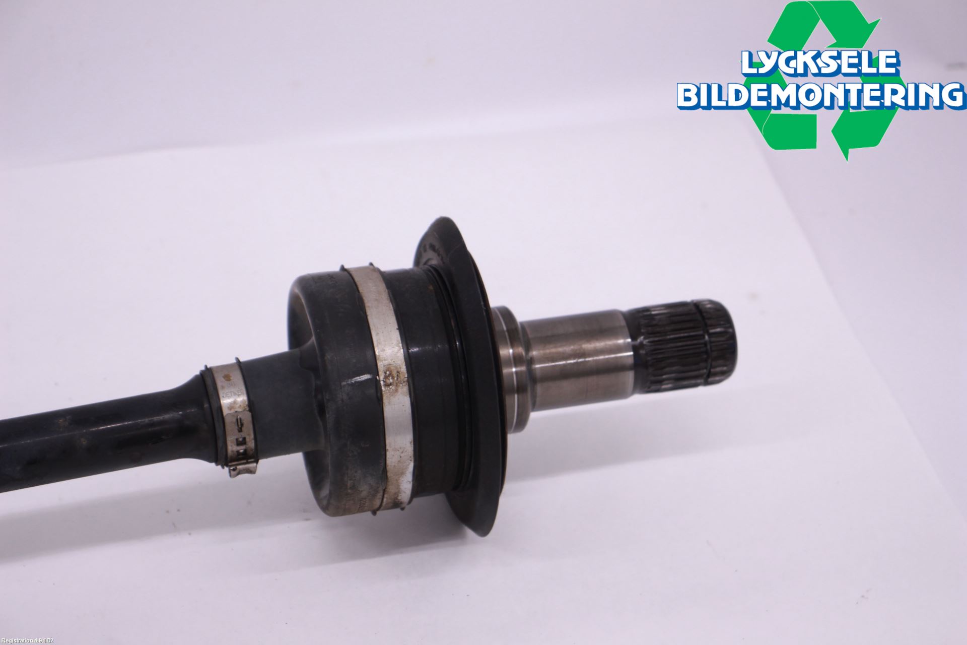 BMW X3 G01 18- Drivaxel Bak Vänster