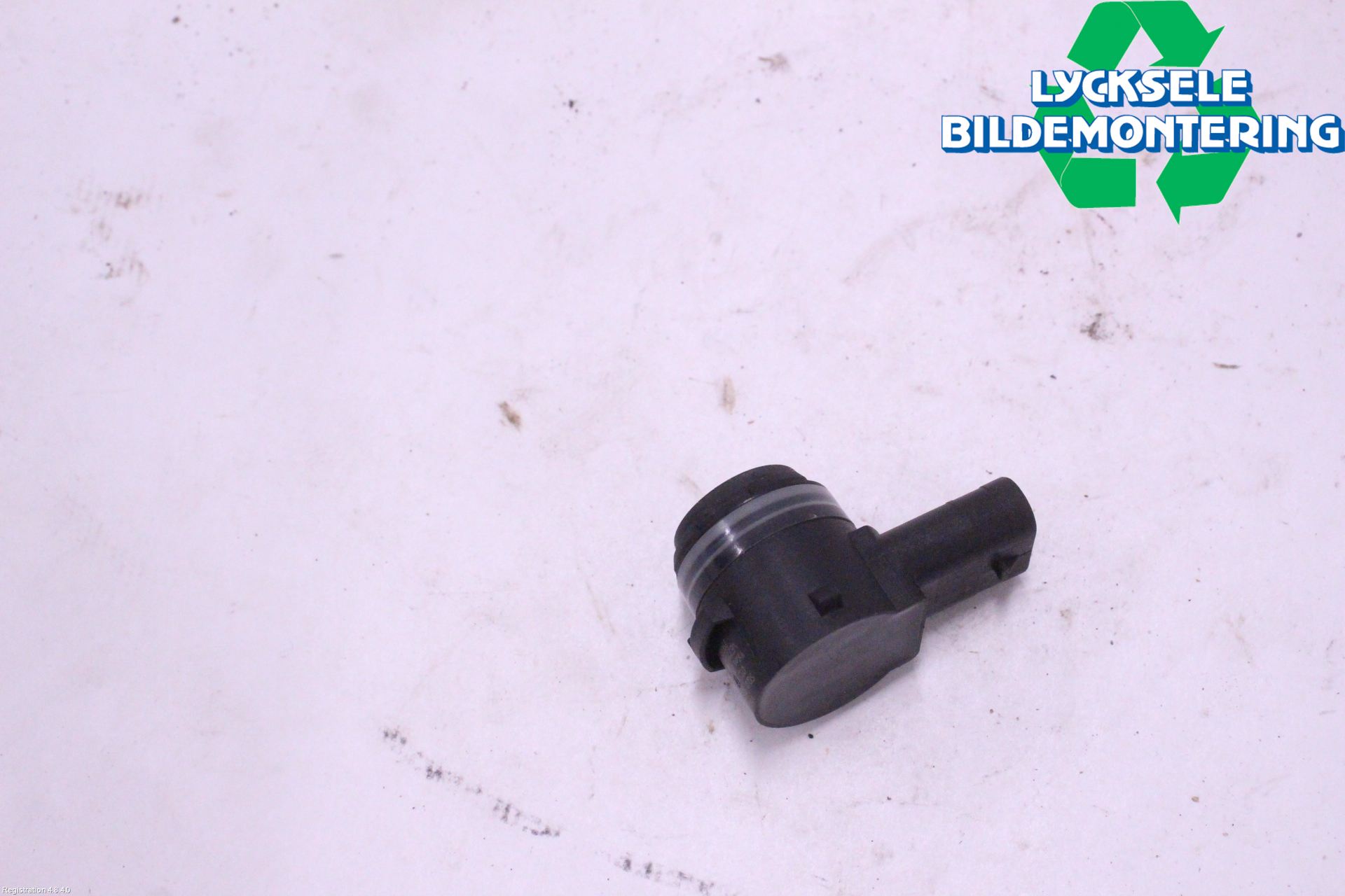 Audi A4/S4 B9 20- Parkeringshjälp Frontsensor