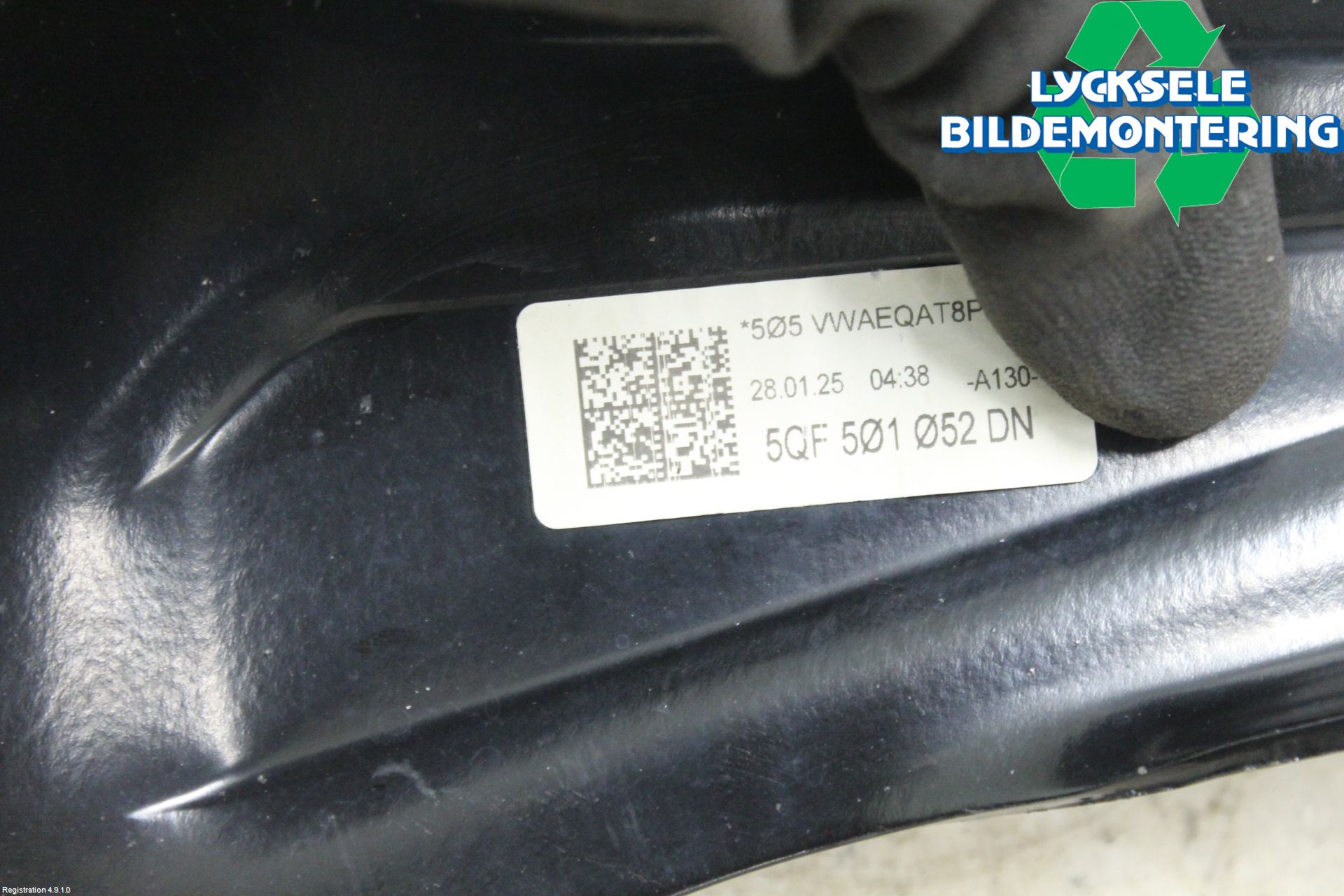 Audi Q3 F3 19- Bärarm Bak Höger