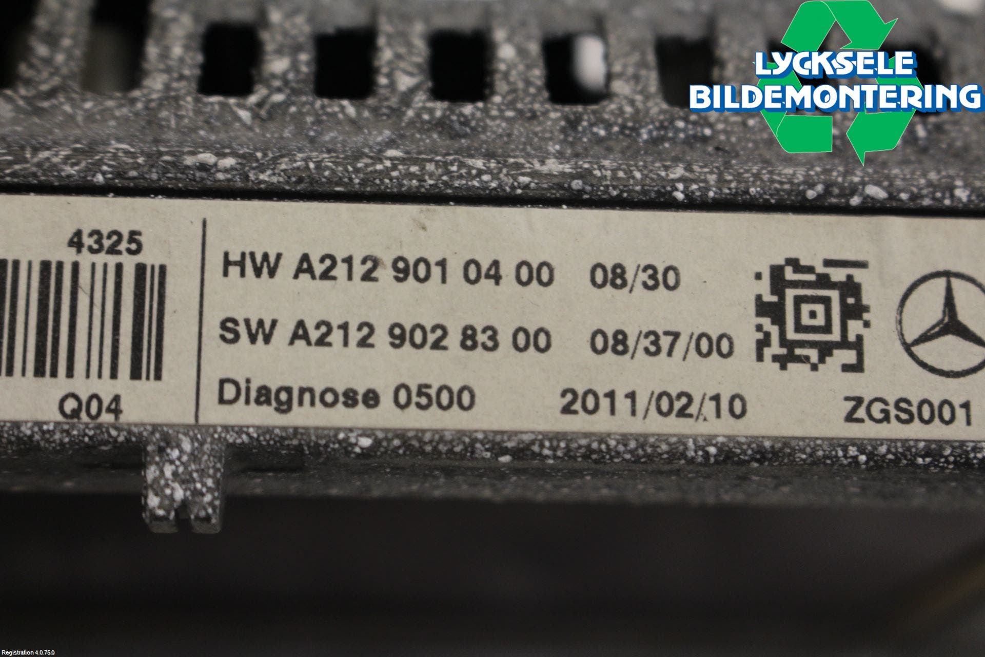 Mercedes-Benz MB E-KLASS (W212) 09-16 Bildskärm