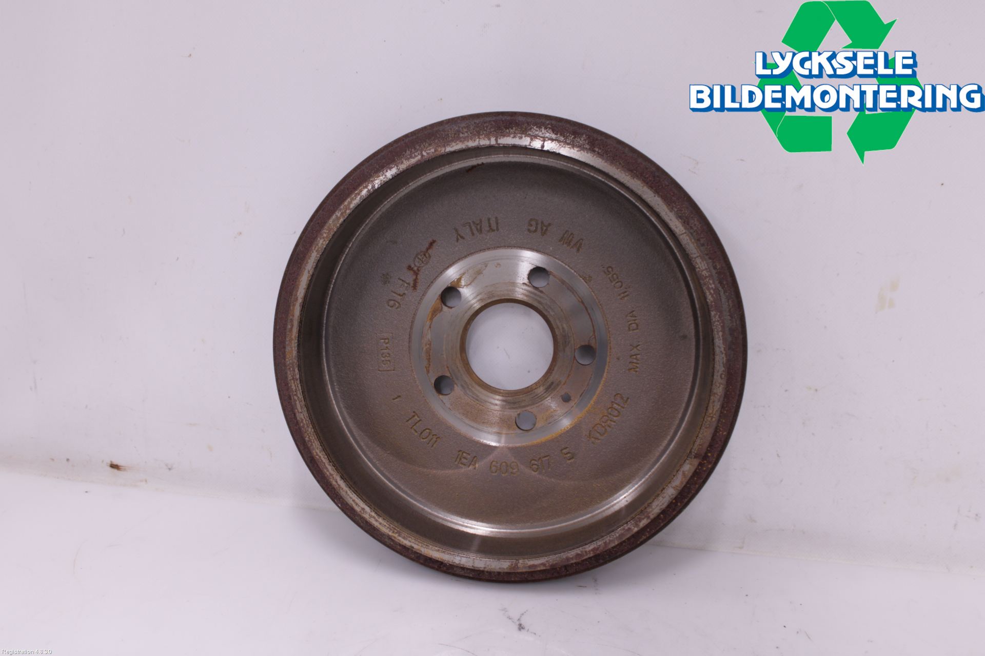 Volkswagen VW ID.4 21- Bromstrumma Bak