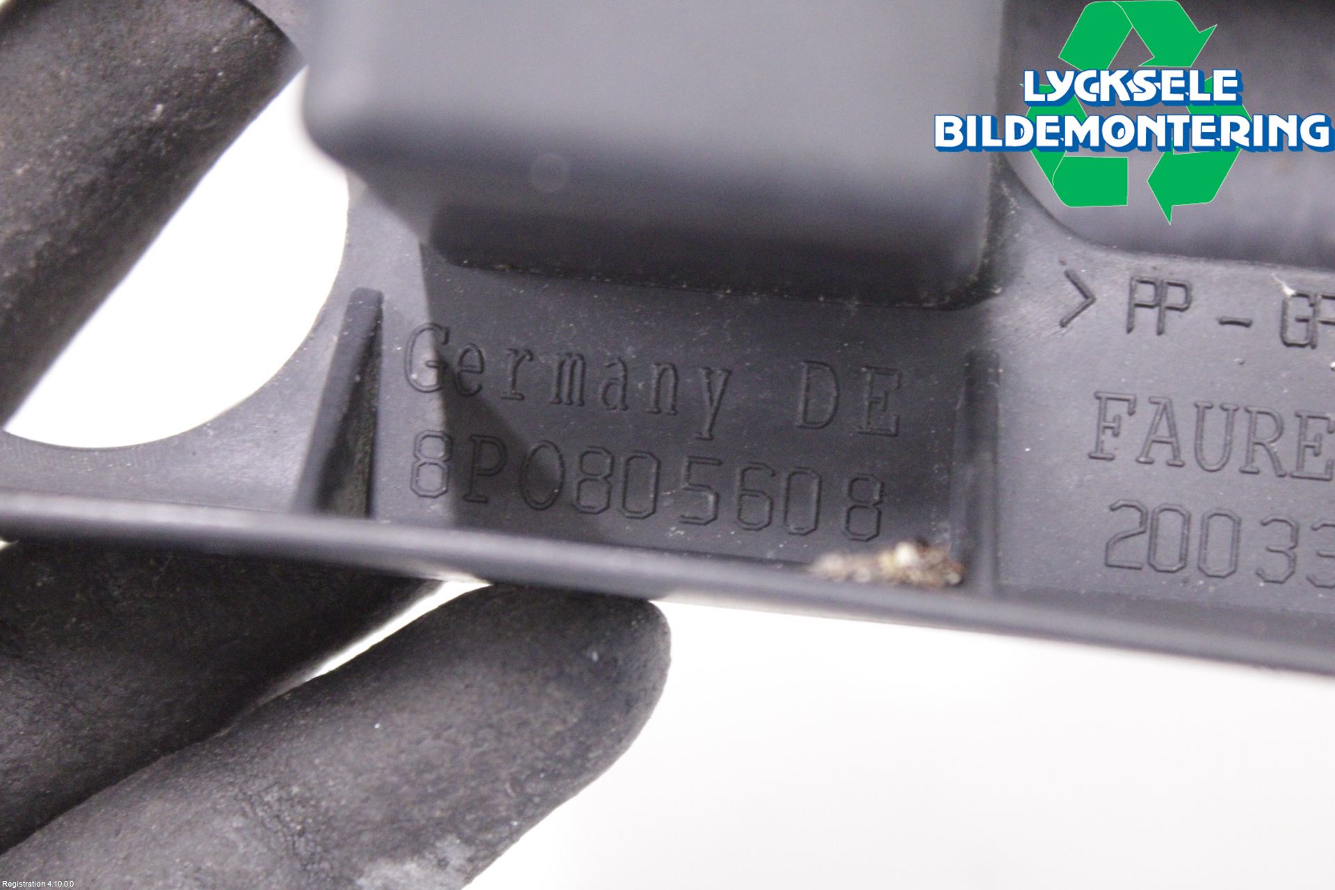 Audi A3/S3 05-13 Strålkastarsarg Höger