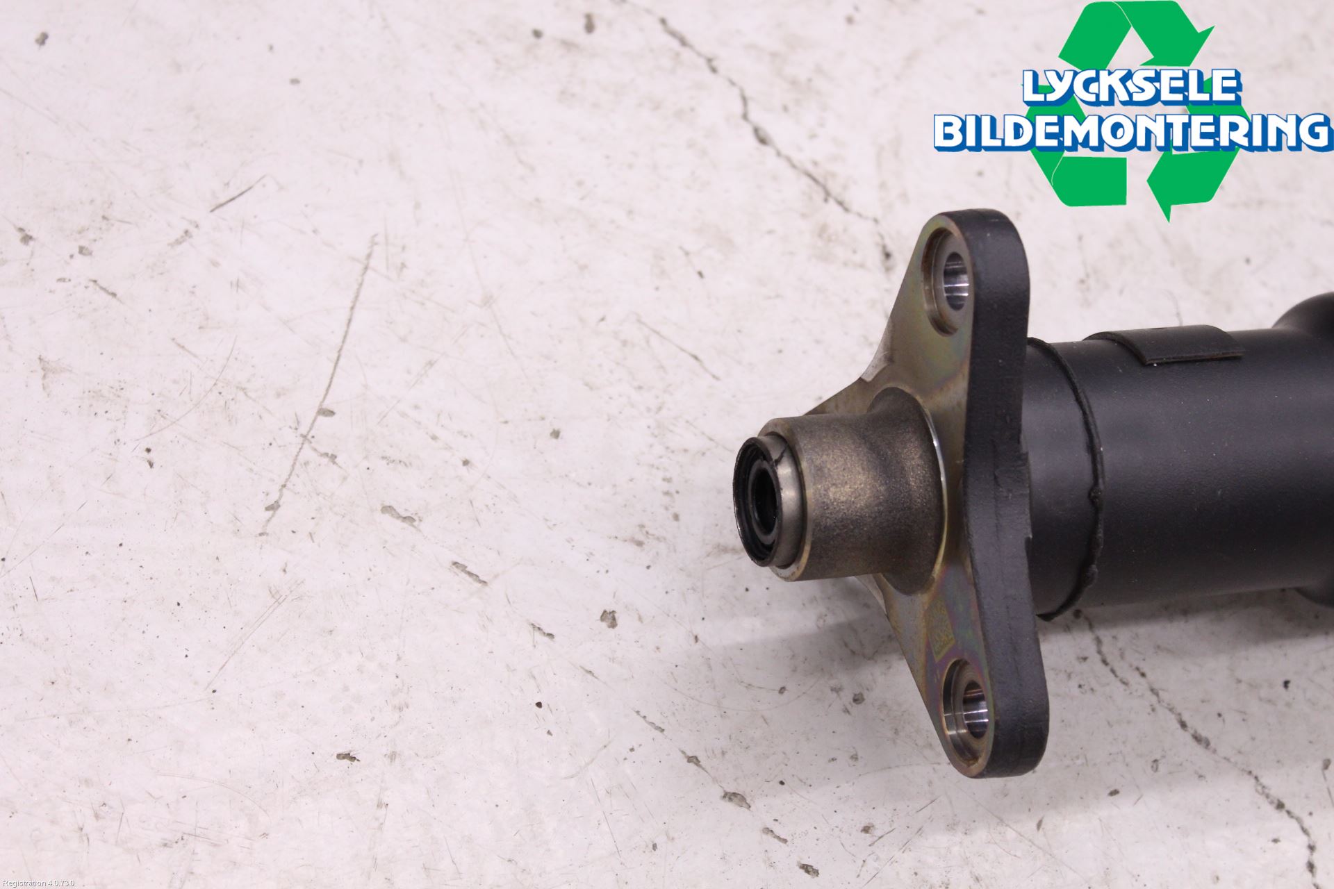 BMW 3 F30/F31/F80 12-19 Mellanaxel Komp