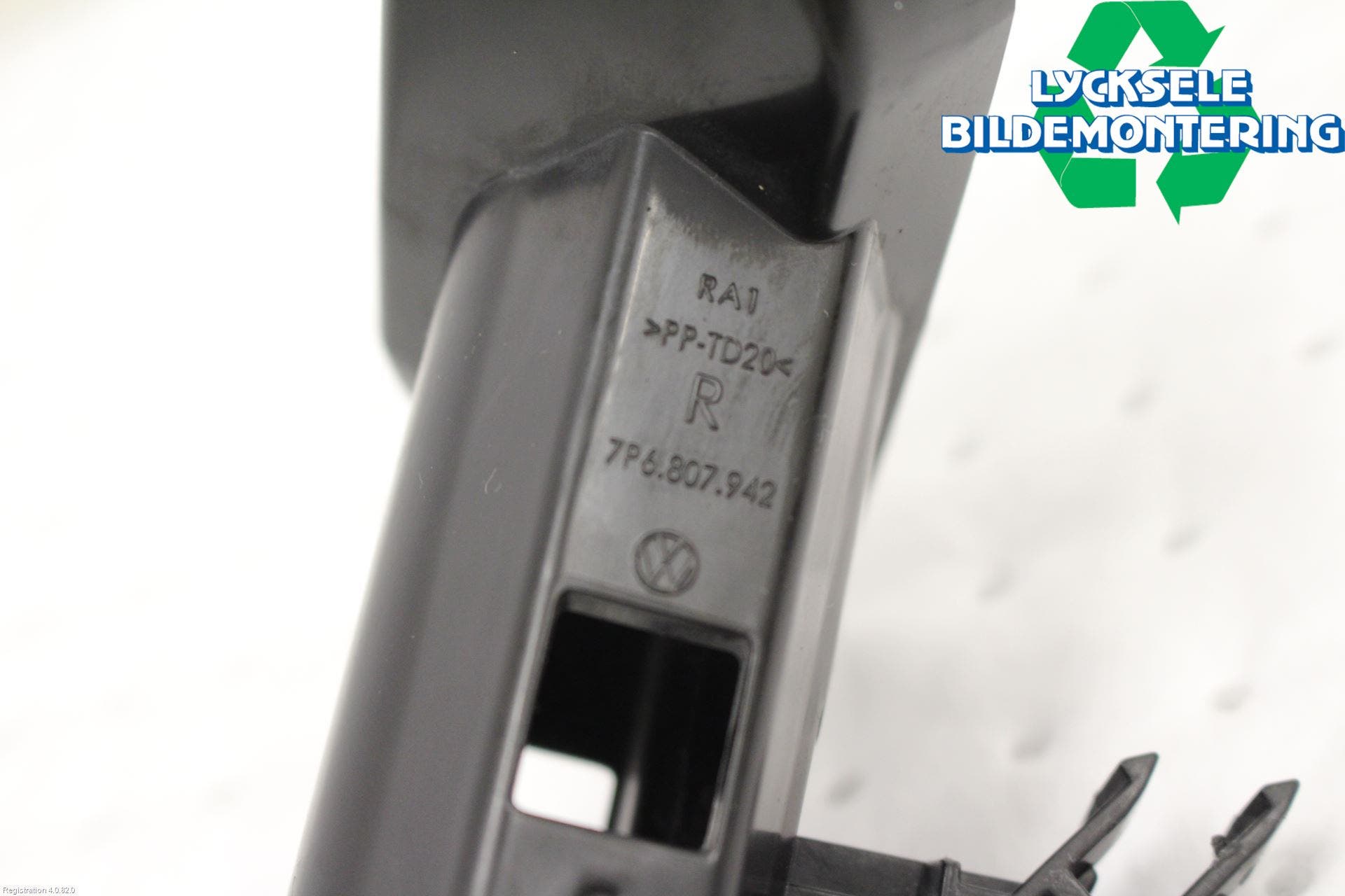 Volkswagen VW TOUAREG 7P 11-18 Spolarmunstycke Strålkastare
