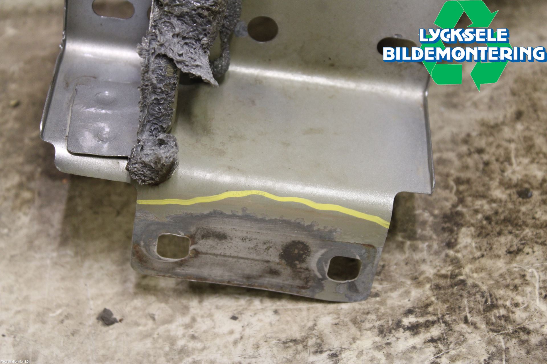 Ford EXPLORER 93-23 Skärm Fram Vänster