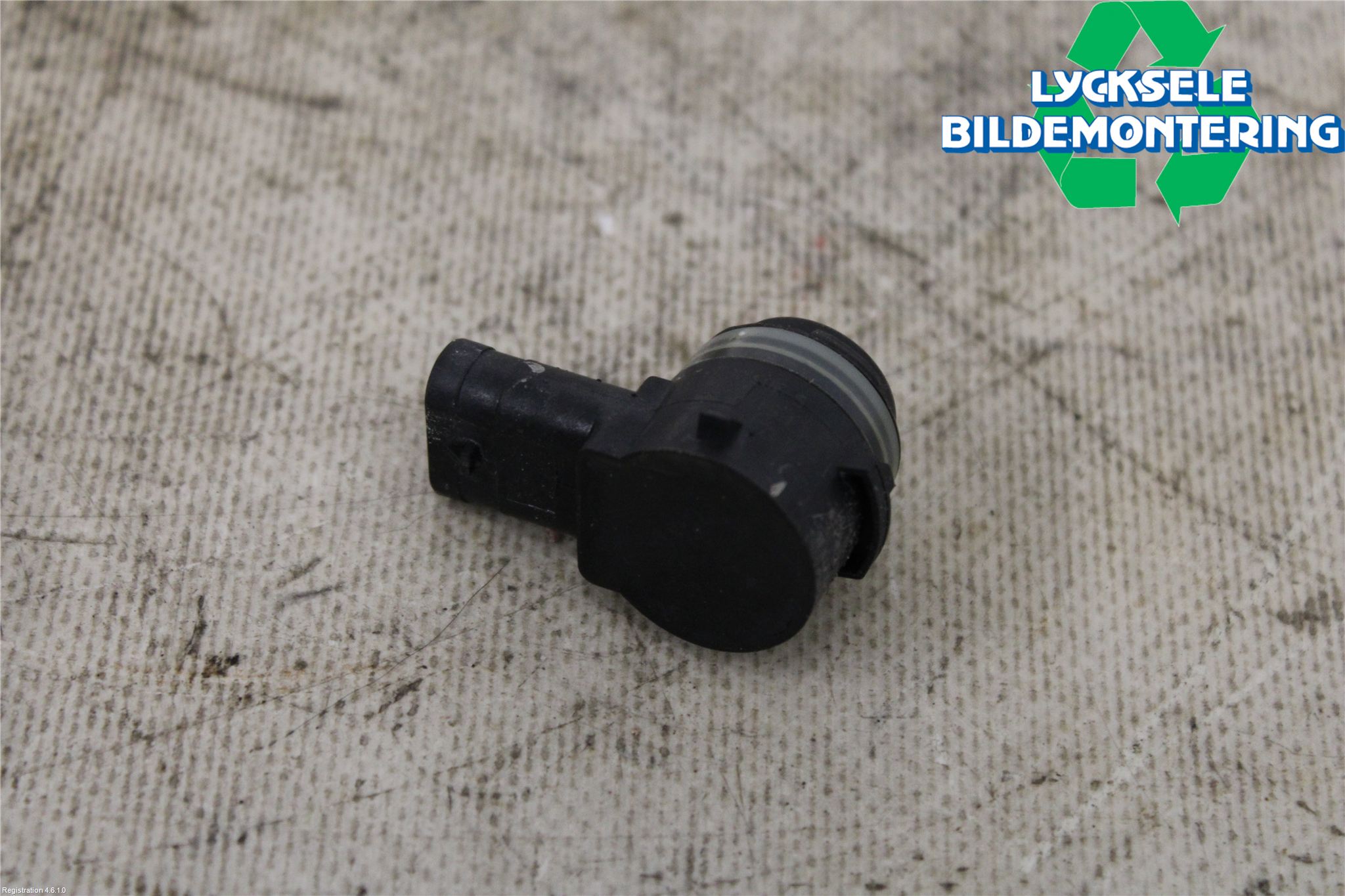 Audi A6 F2/C8 19- Parkeringshjälp Backsensor