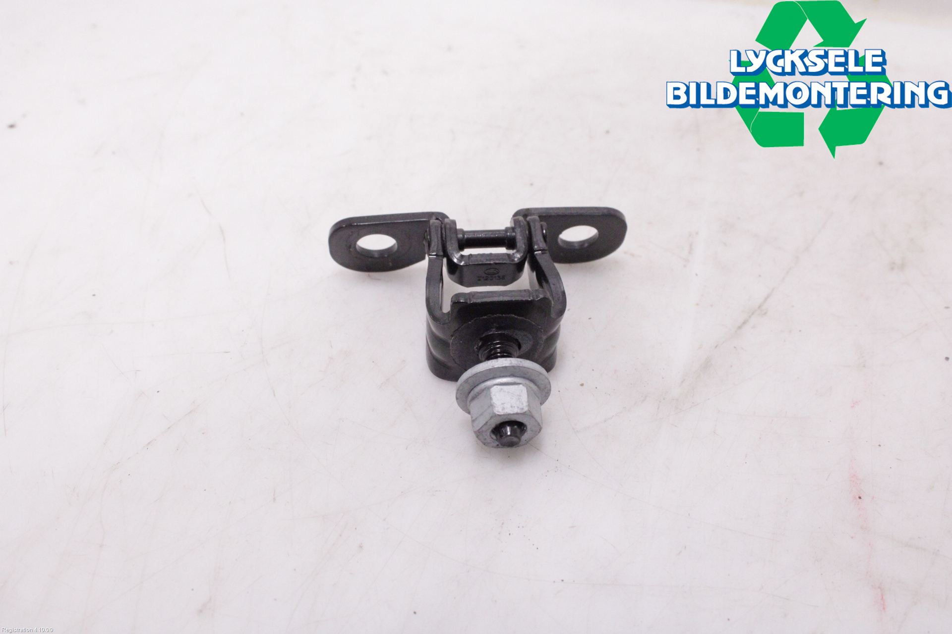 Ford MUSTANG Mach-E 21- Bakluckegångjärn Vä