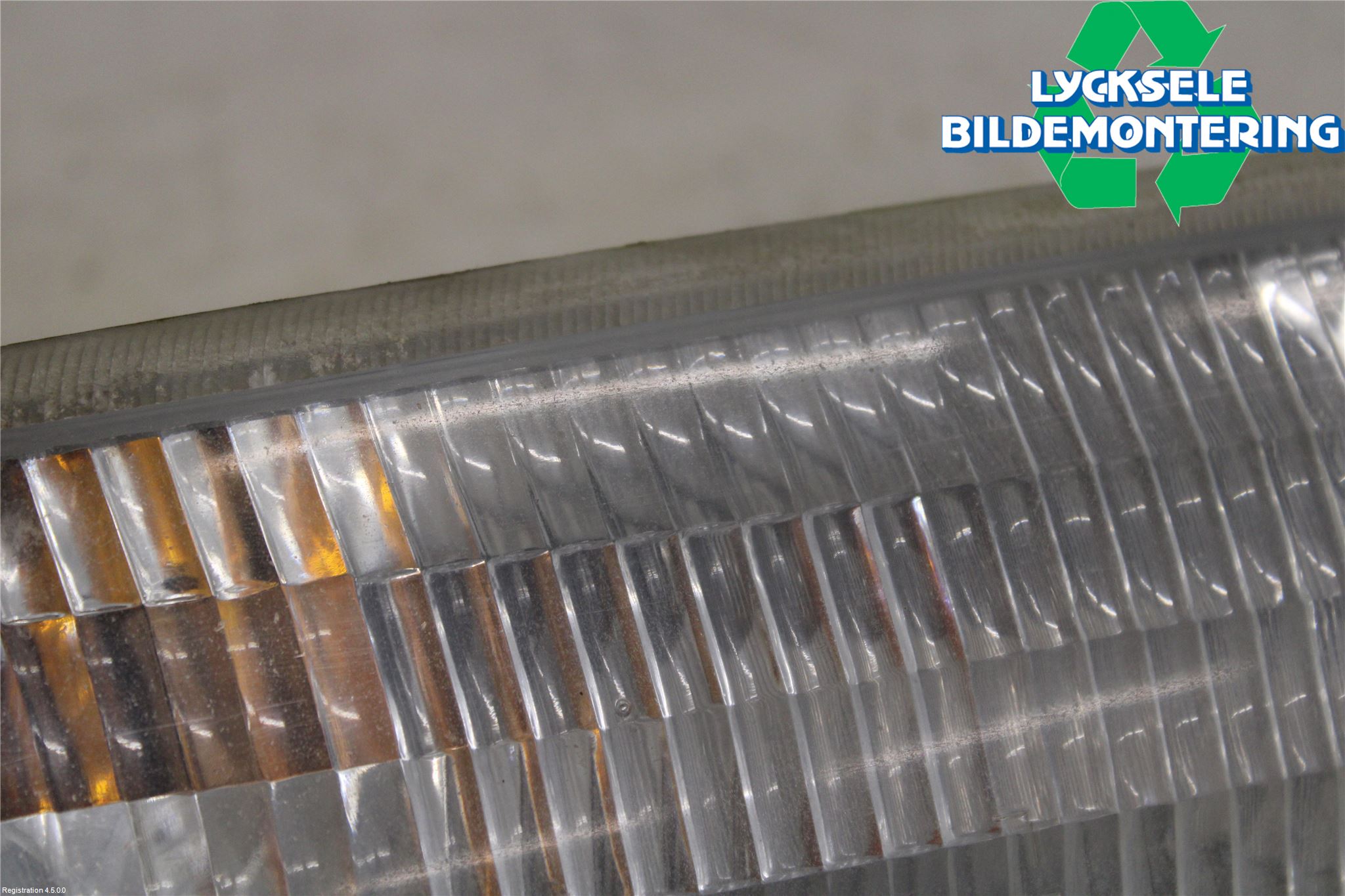 Chevrolet SUBURBAN Blinkers Fram Vänster