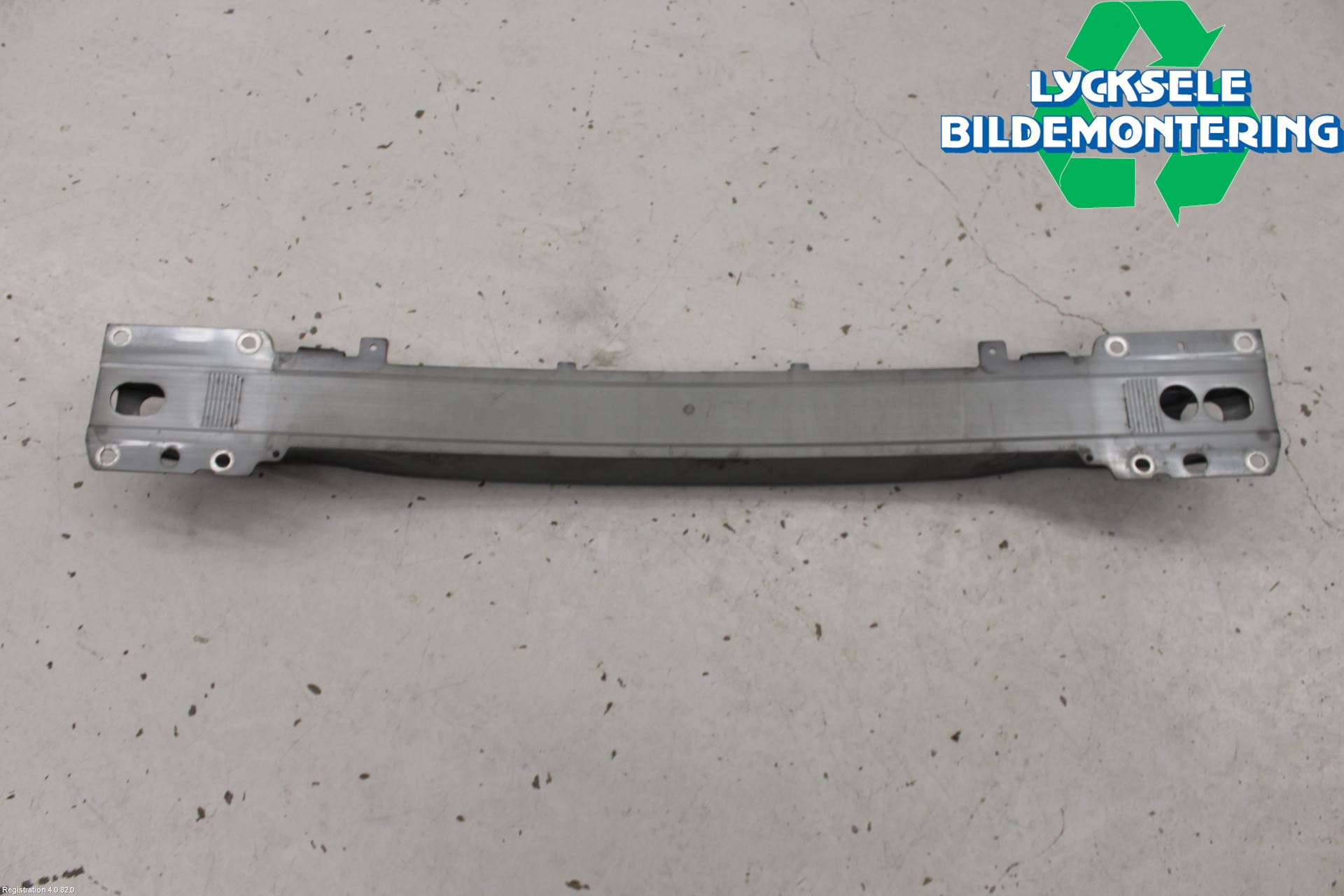 Volvo V70 08-13 Stötfångarbalk Fram