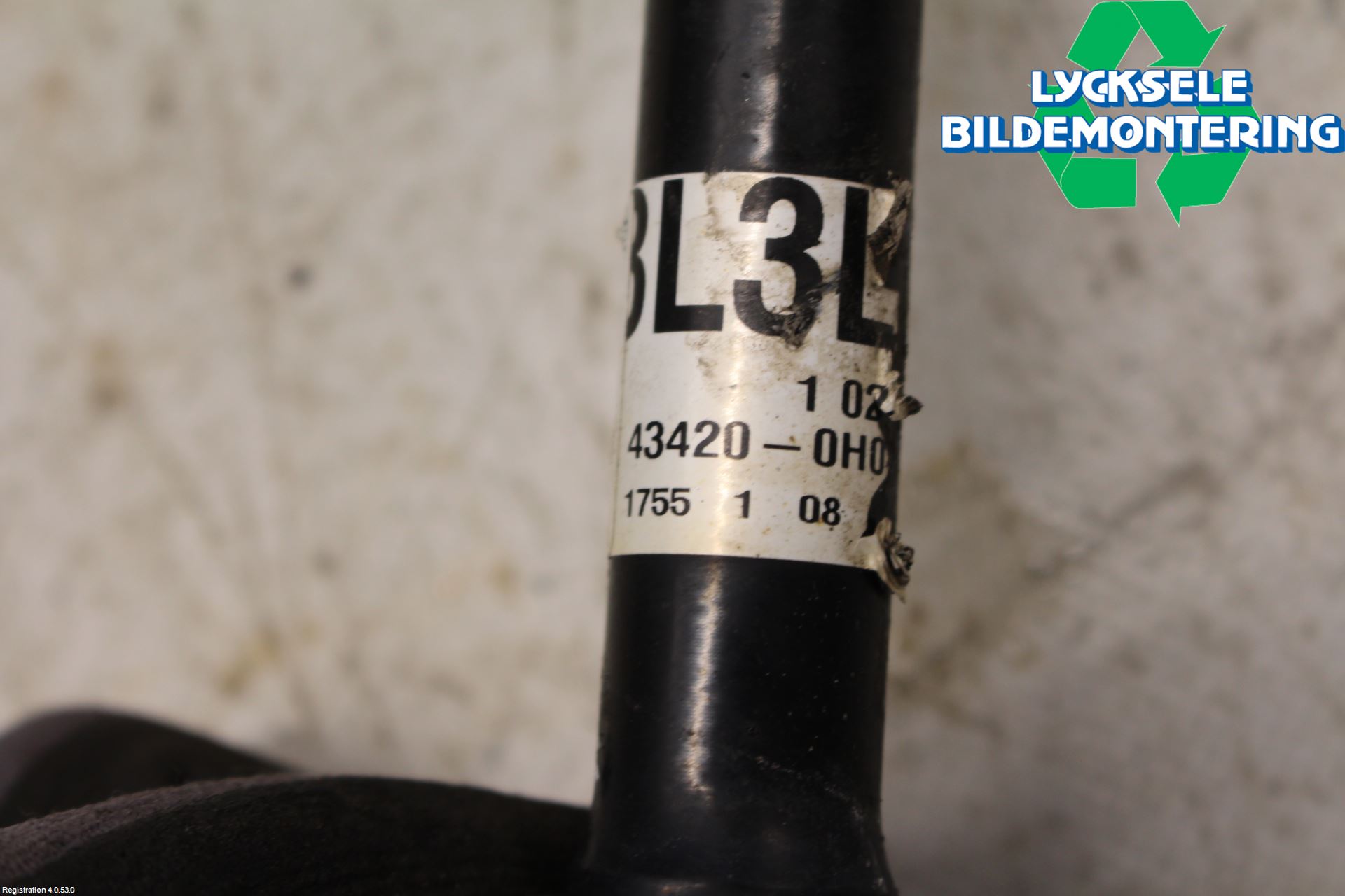 Toyota AYGO 15-21 Drivaxel Fram Vänster