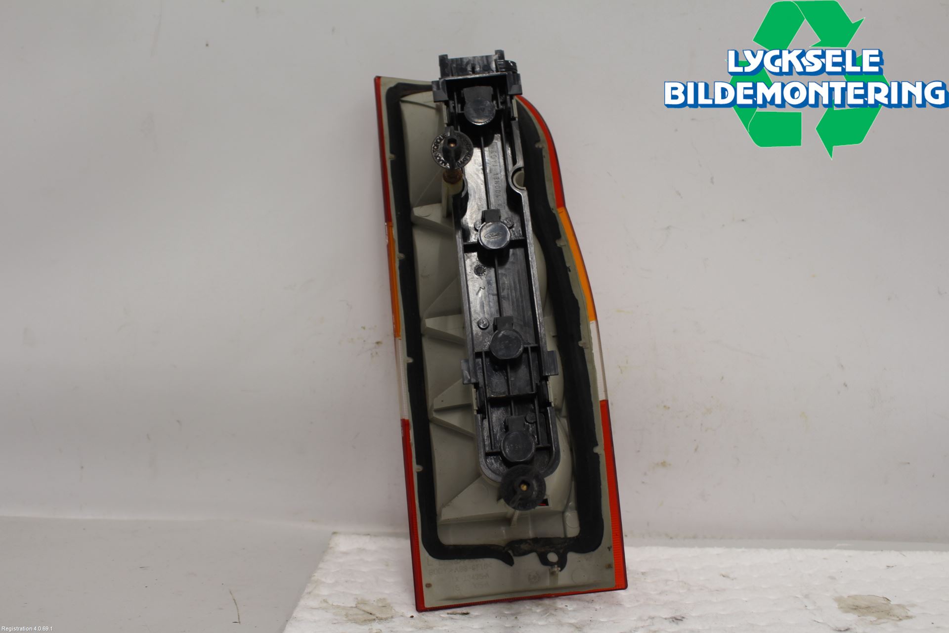 Ford TRANSIT    00-06 Bakljus Vänster